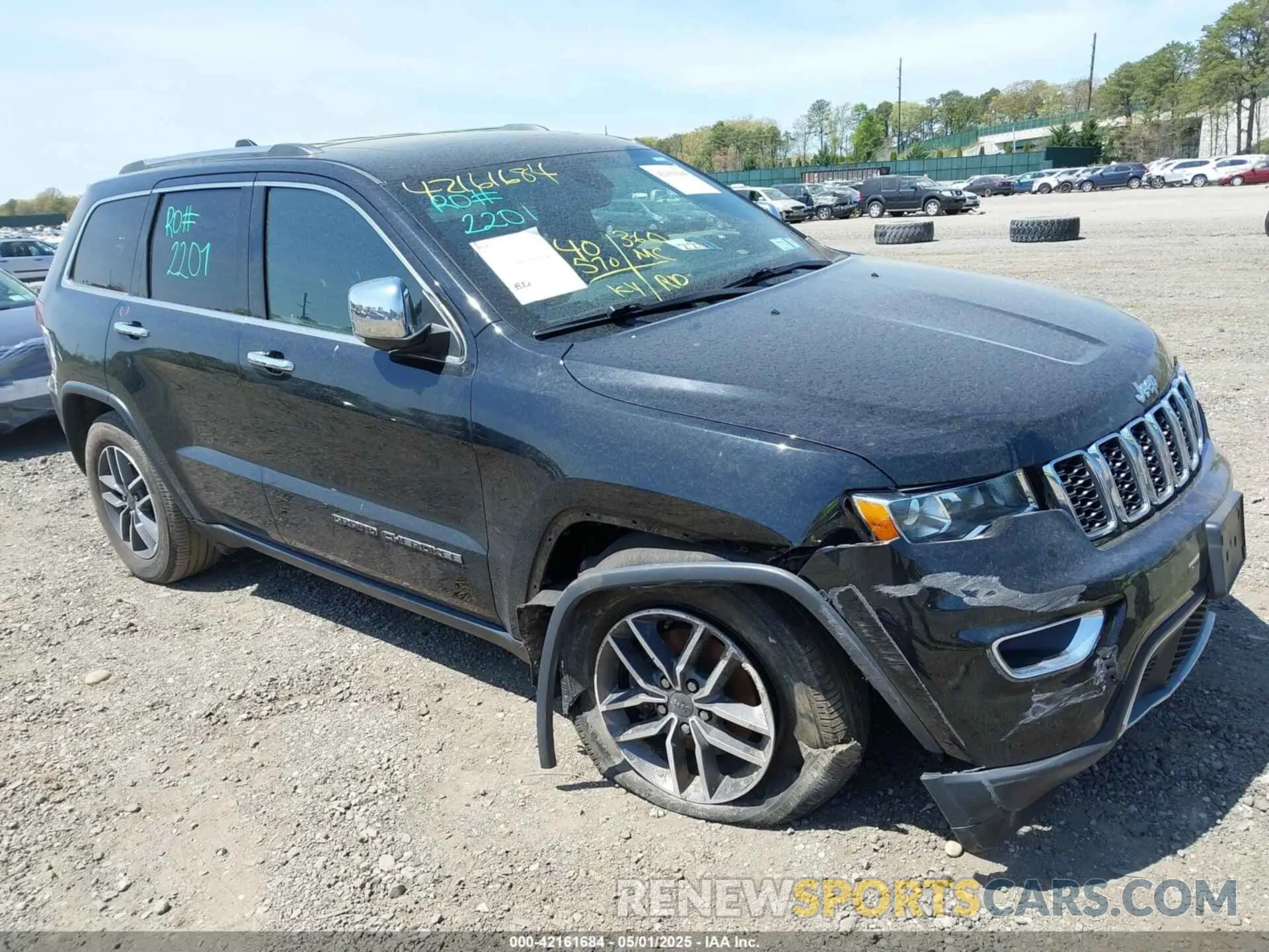 1 Photograph of a damaged car 1C4RJFBG1LC386545 JEEP GRAND CHEROKEE 2020