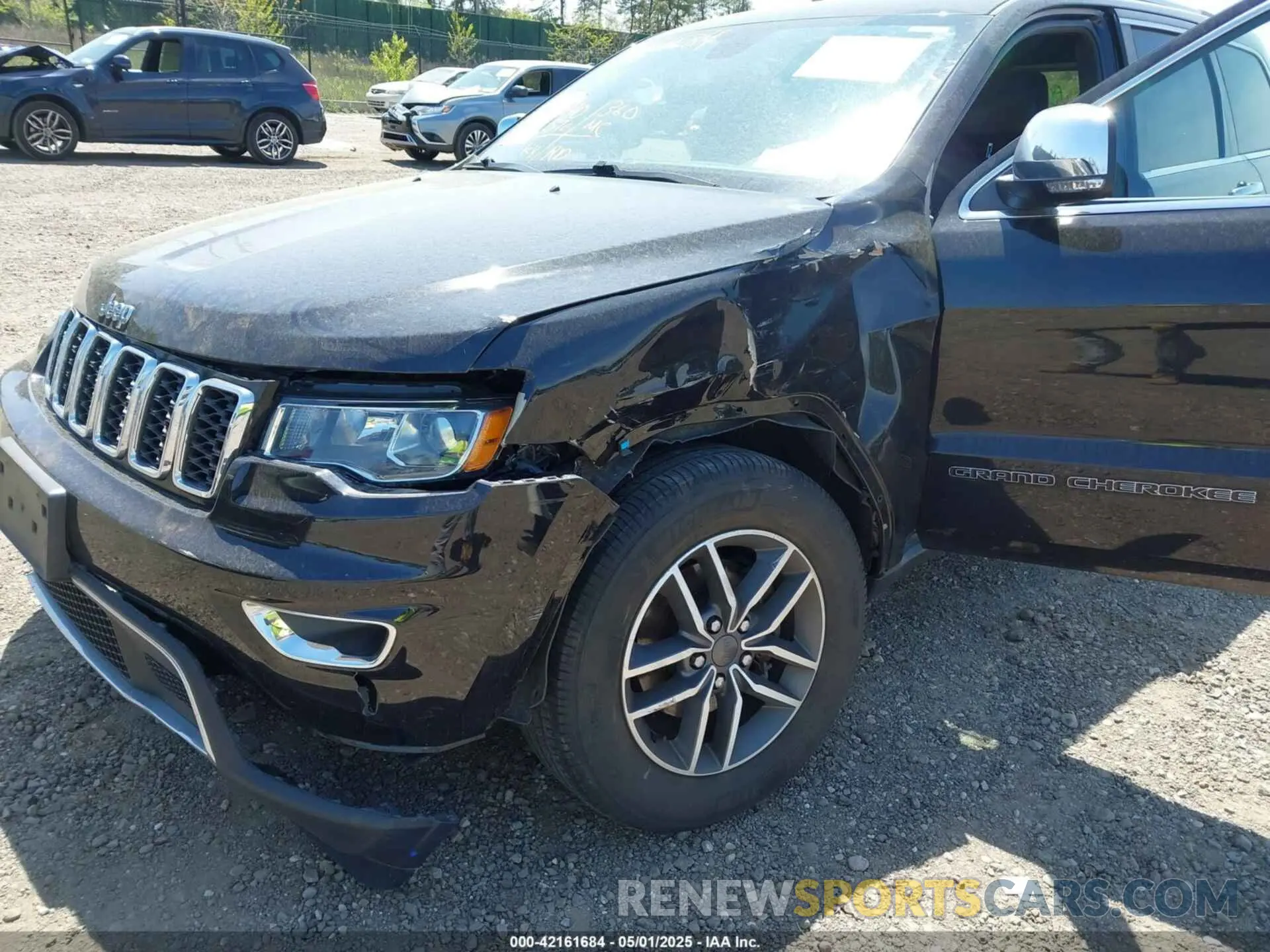 6 Photograph of a damaged car 1C4RJFBG1LC386545 JEEP GRAND CHEROKEE 2020