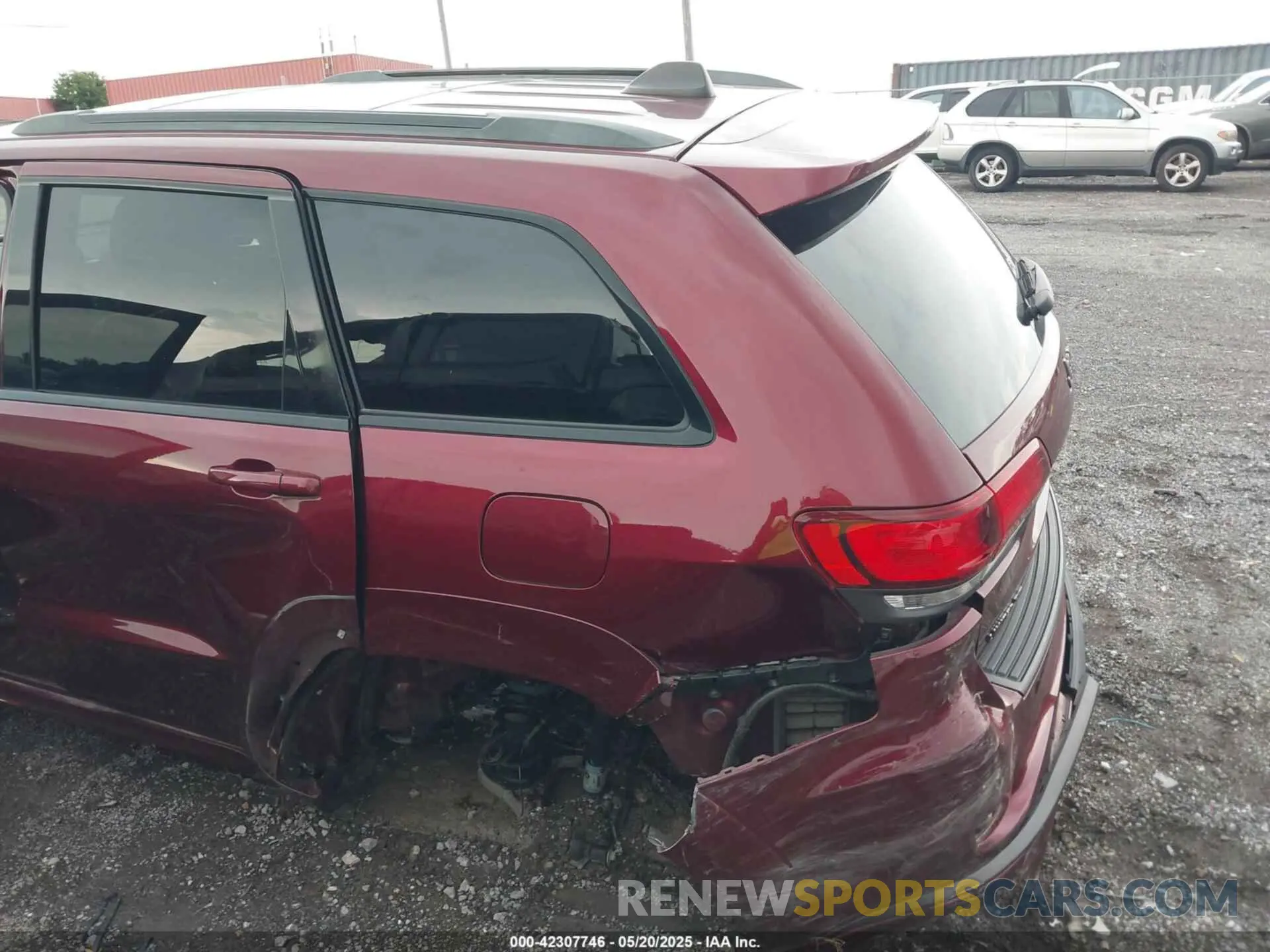 6 Photograph of a damaged car 1C4RJFBG2LC135498 JEEP GRAND CHEROKEE 2020