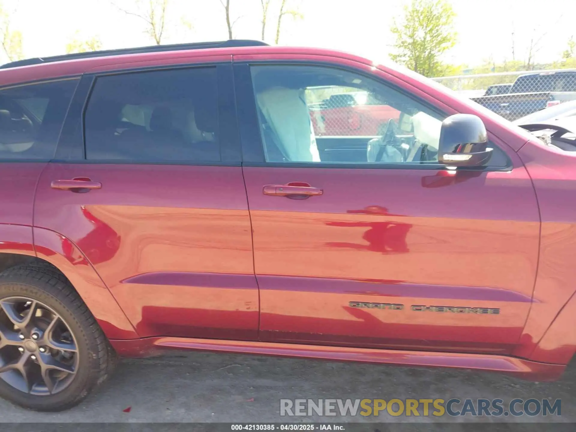 13 Photograph of a damaged car 1C4RJFBG2LC149384 JEEP GRAND CHEROKEE 2020