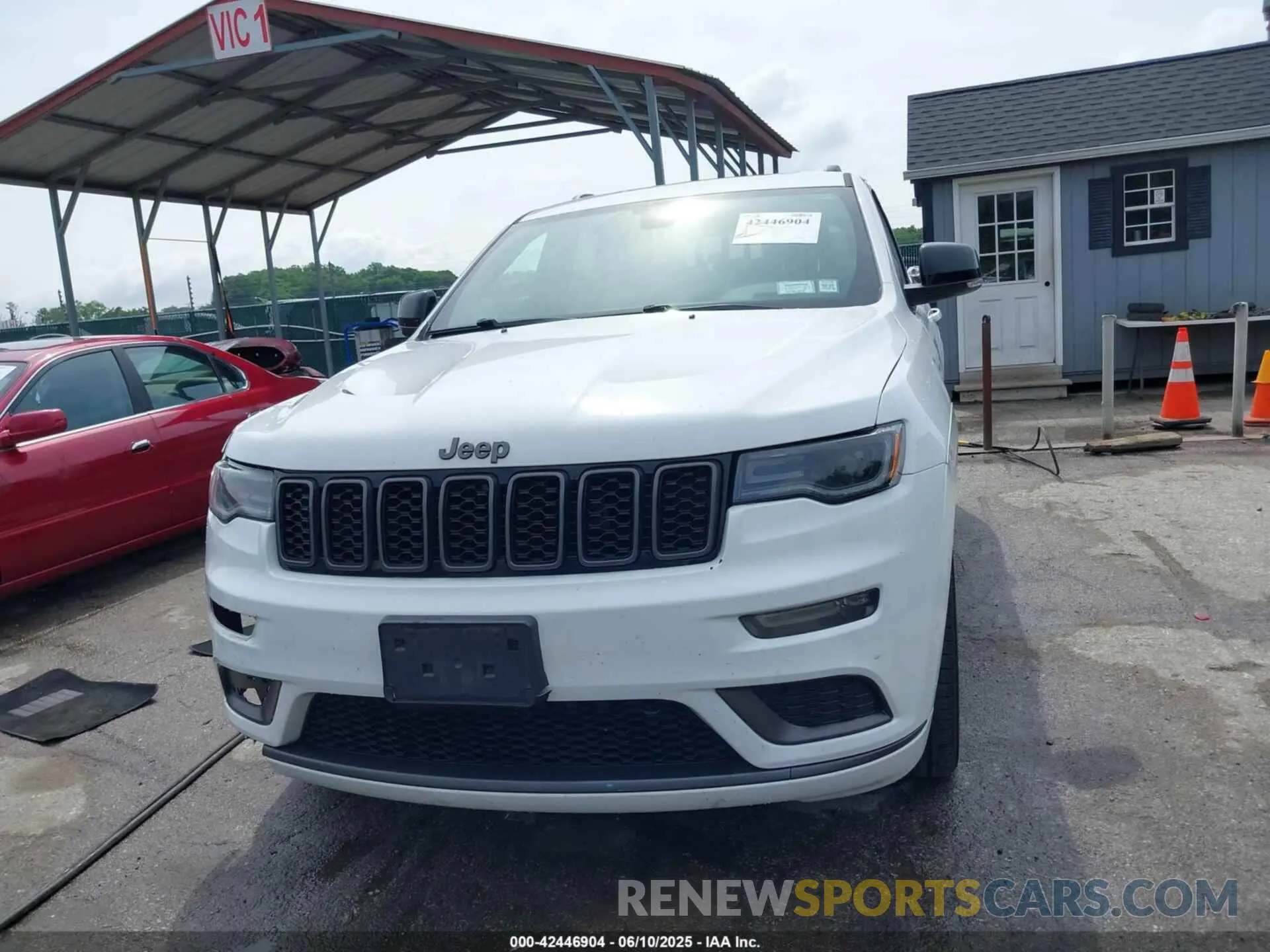 6 Photograph of a damaged car 1C4RJFBG2LC235312 JEEP GRAND CHEROKEE 2020