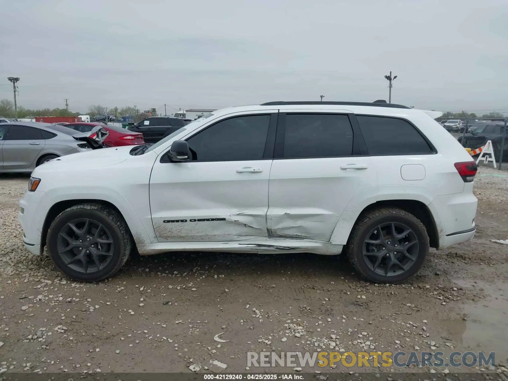 15 Photograph of a damaged car 1C4RJFBG2LC242101 JEEP GRAND CHEROKEE 2020
