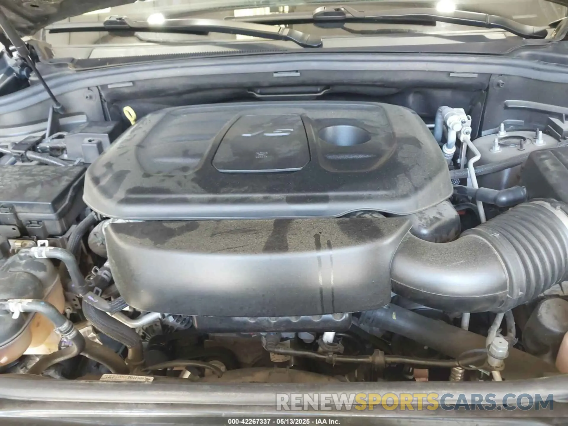 10 Photograph of a damaged car 1C4RJFBG3LC116667 JEEP GRAND CHEROKEE 2020