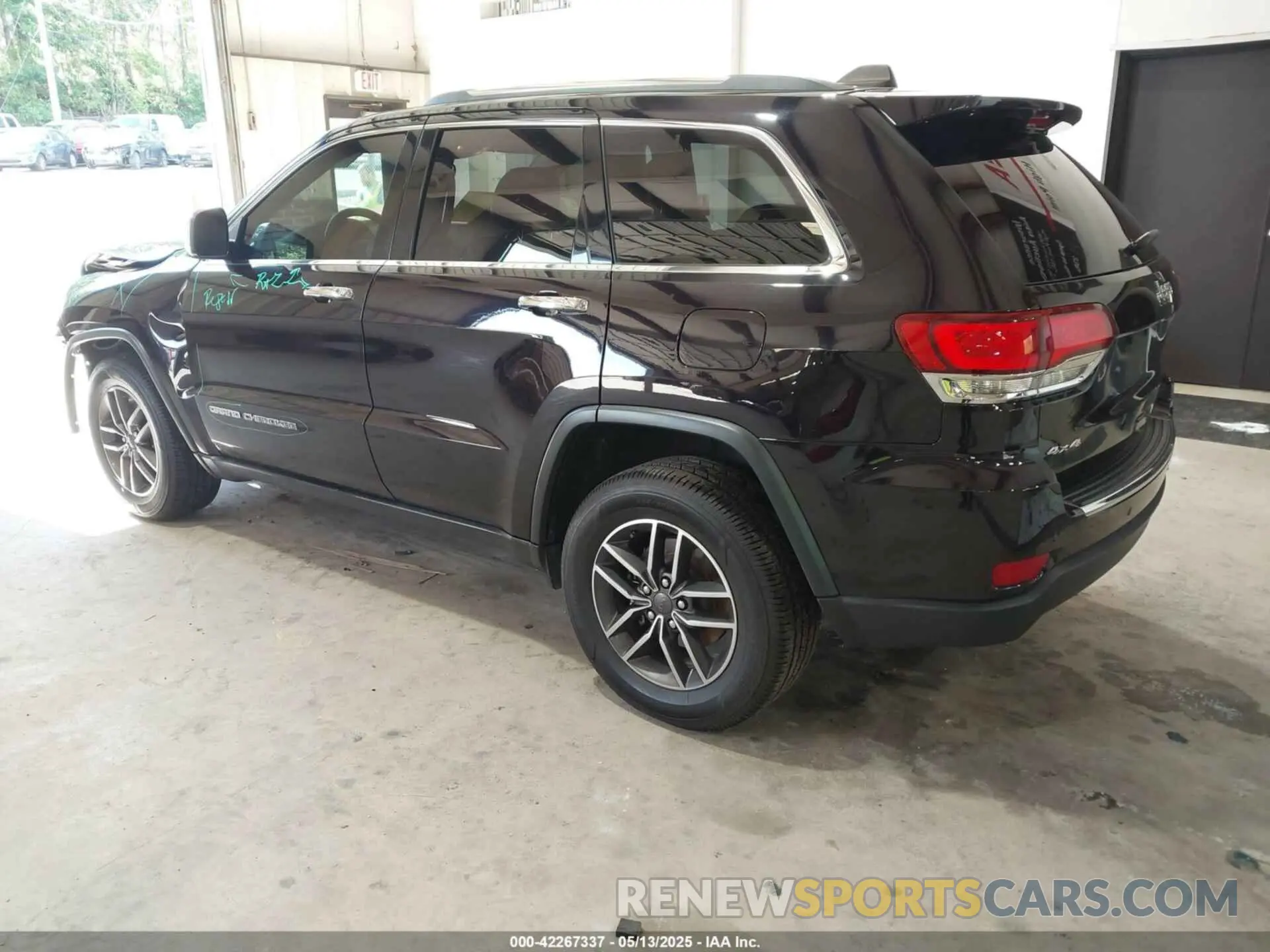 3 Photograph of a damaged car 1C4RJFBG3LC116667 JEEP GRAND CHEROKEE 2020