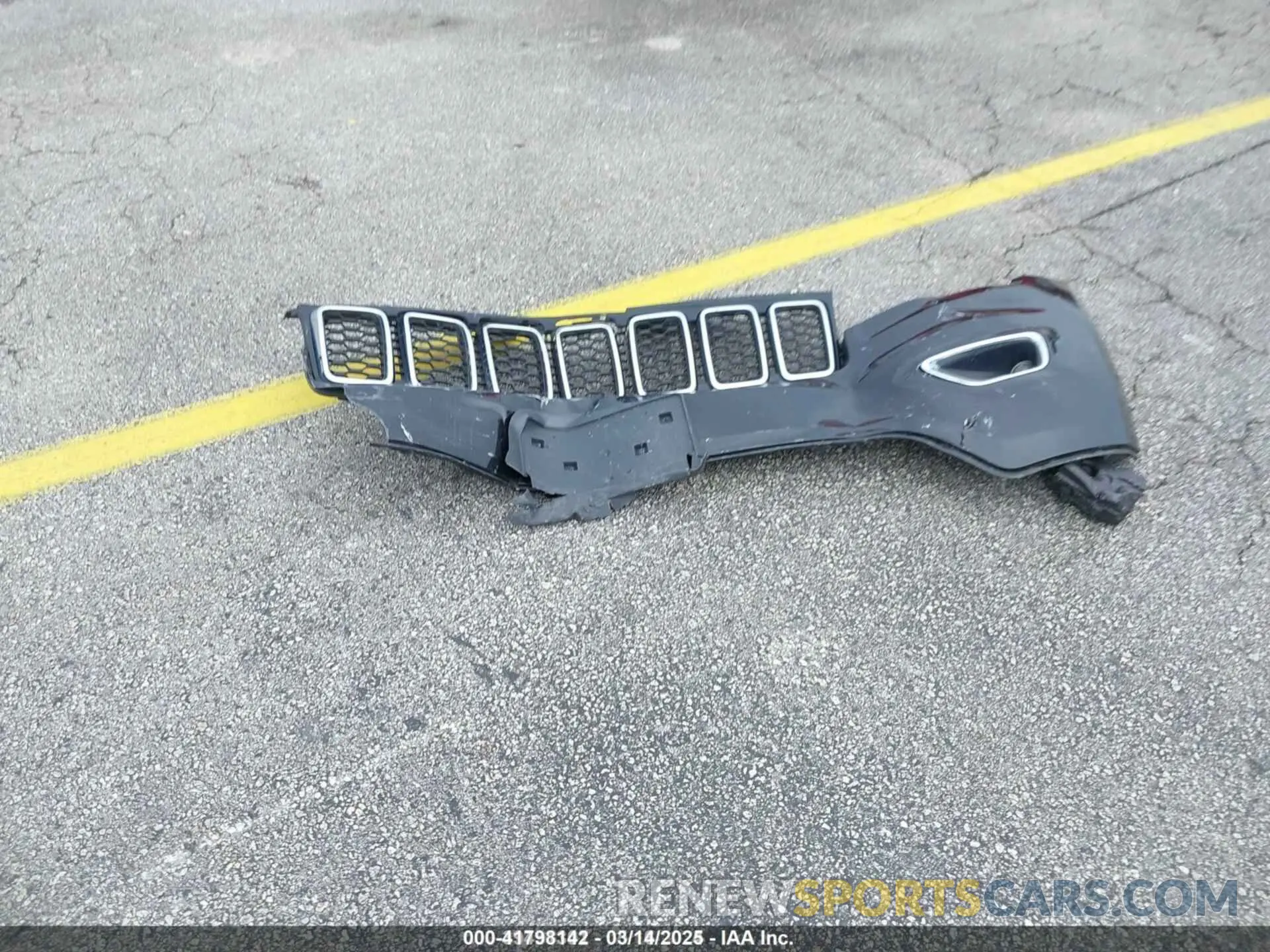 12 Фотография поврежденного автомобиля 1C4RJFBG3LC293591 JEEP GRAND CHEROKEE 2020