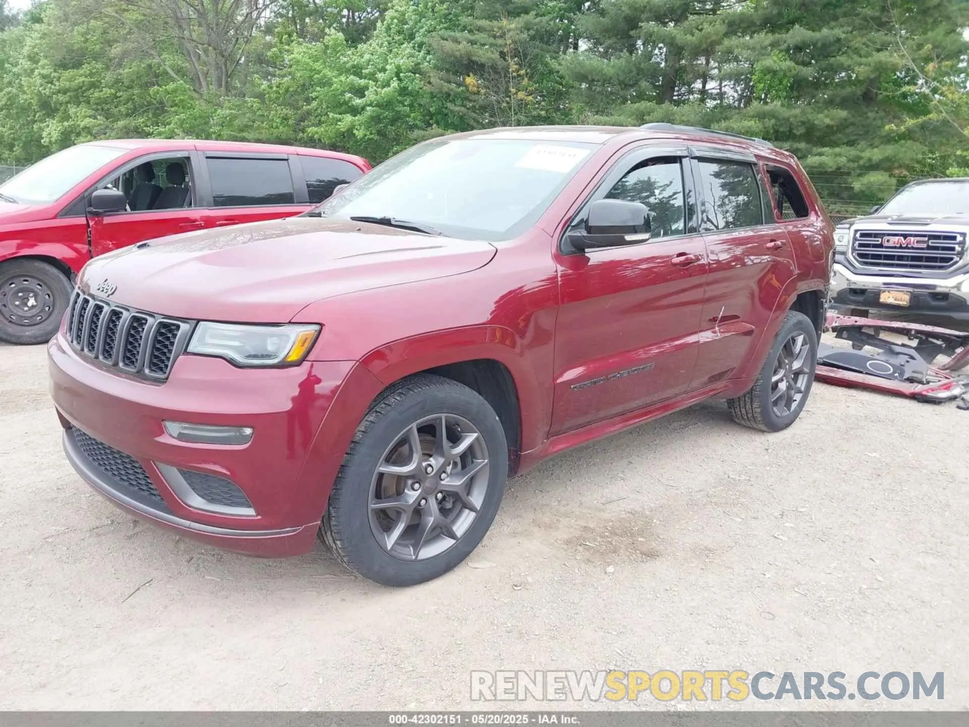 2 Photograph of a damaged car 1C4RJFBG3LC359301 JEEP GRAND CHEROKEE 2020