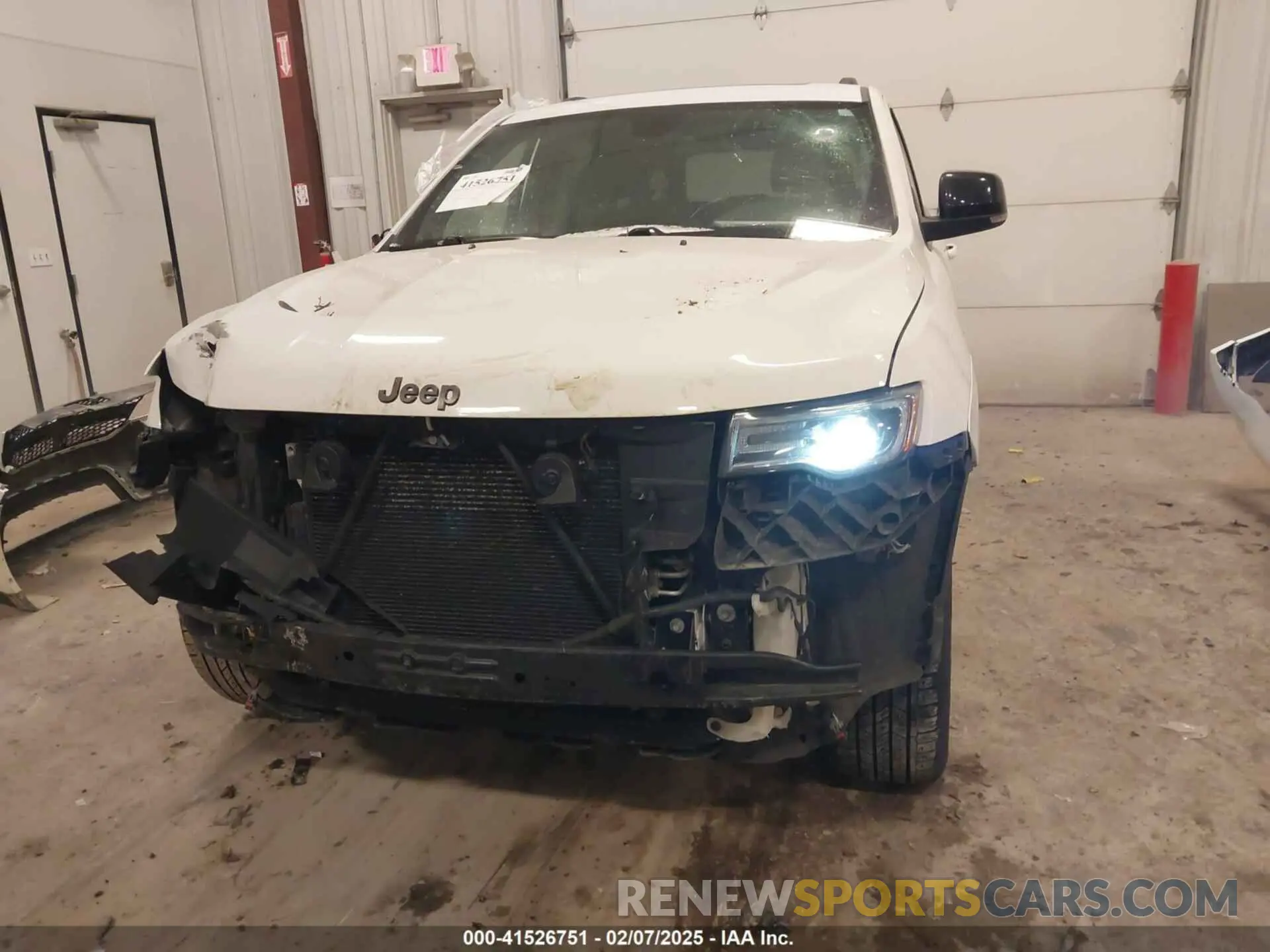 12 Photograph of a damaged car 1C4RJFBG5LC303506 JEEP GRAND CHEROKEE 2020