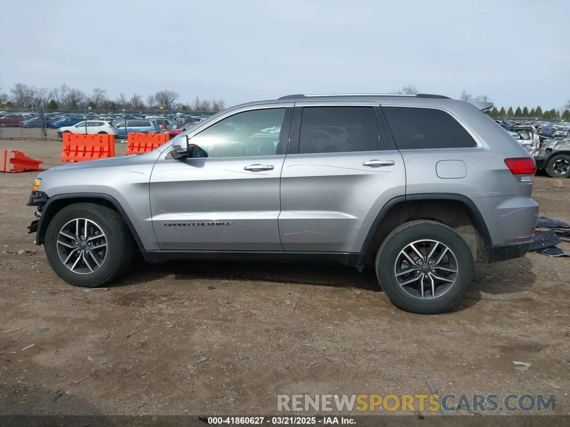 14 Photograph of a damaged car 1C4RJFBG5LC305045 JEEP GRAND CHEROKEE 2020