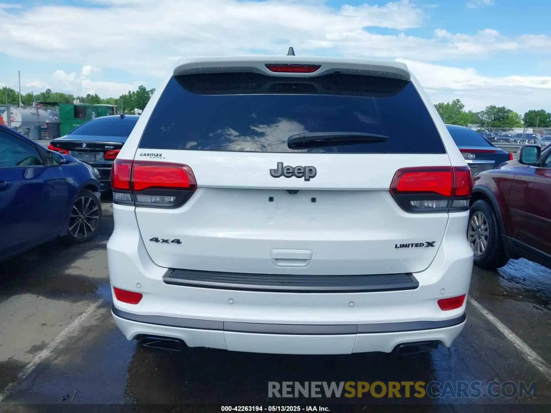 16 Photograph of a damaged car 1C4RJFBG5LC333430 JEEP GRAND CHEROKEE 2020
