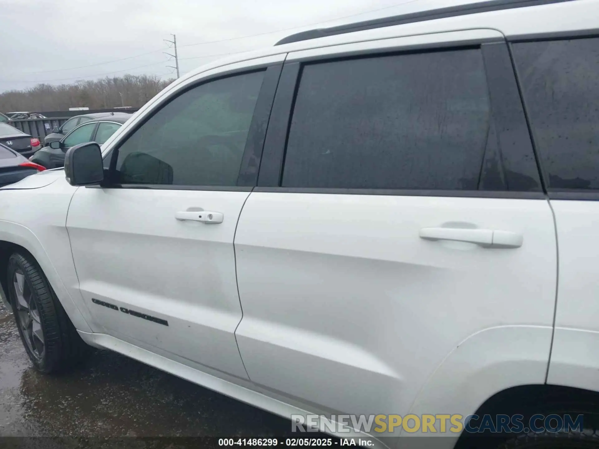 14 Photograph of a damaged car 1C4RJFBG6LC280382 JEEP GRAND CHEROKEE 2020