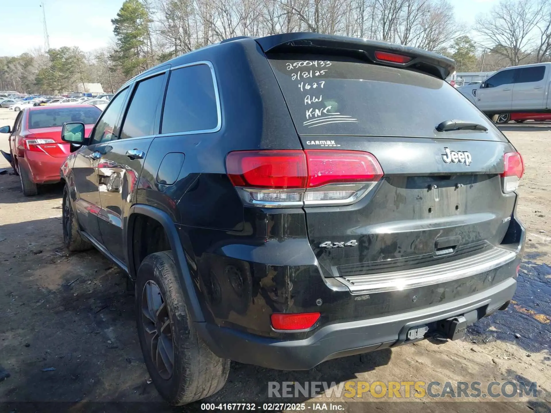 3 Photograph of a damaged car 1C4RJFBG6LC314627 JEEP GRAND CHEROKEE 2020