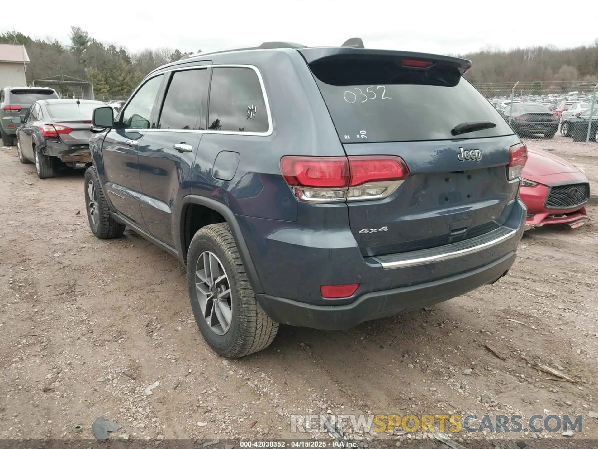 3 Фотография поврежденного автомобиля 1C4RJFBG6LC416672 JEEP GRAND CHEROKEE 2020