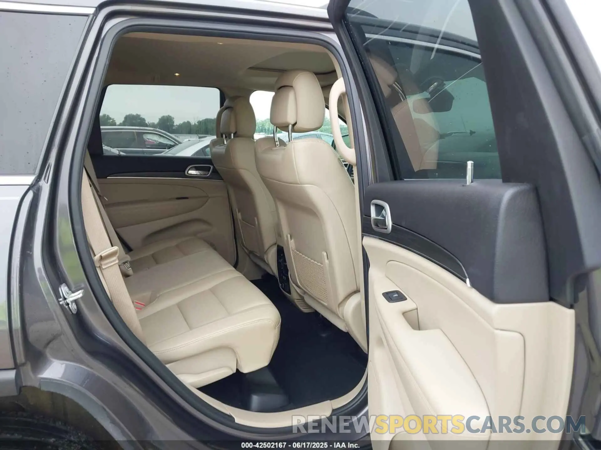 8 Фотография поврежденного автомобиля 1C4RJFBG7LC232518 JEEP GRAND CHEROKEE 2020