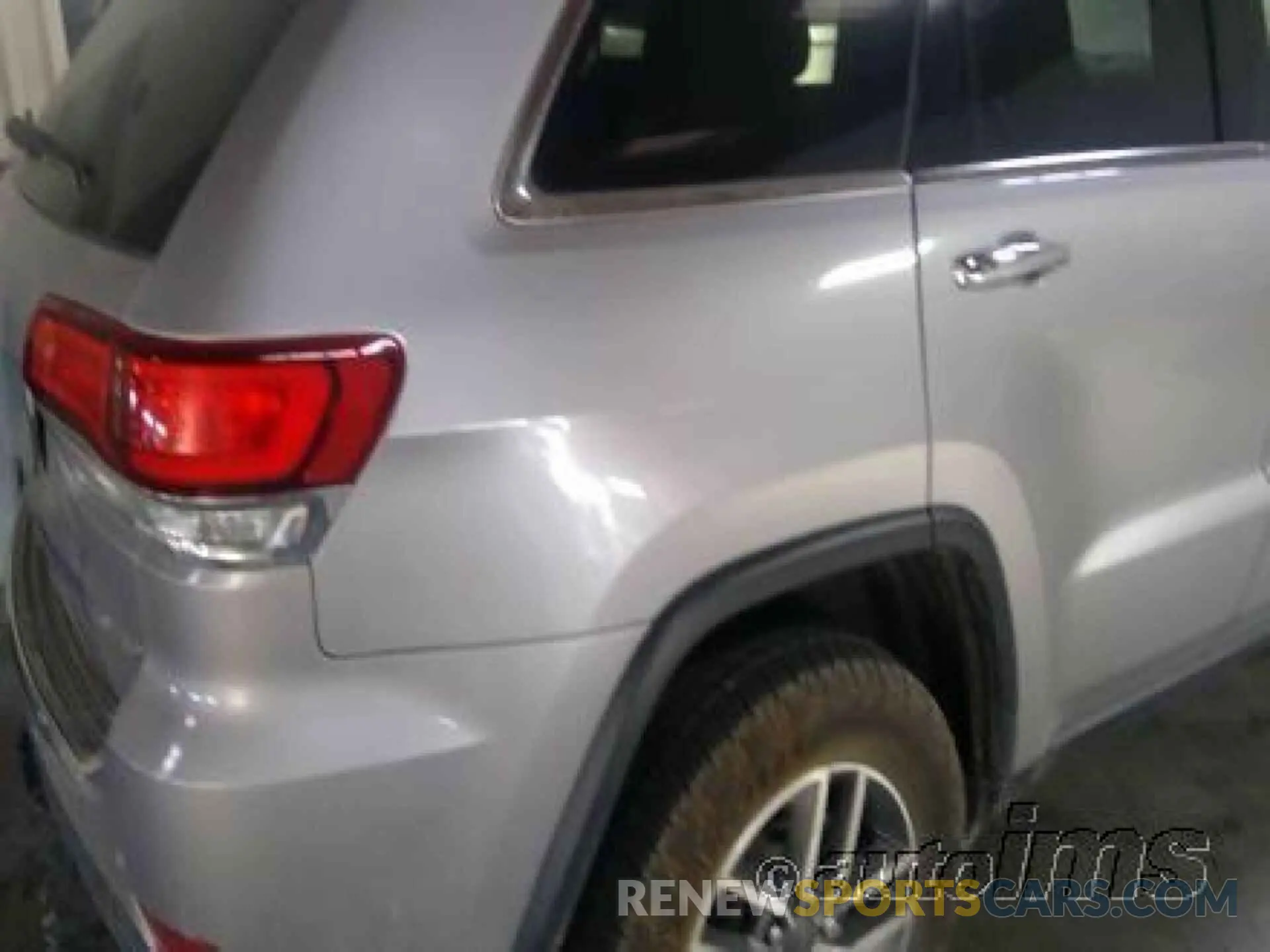 14 Photograph of a damaged car 1C4RJFBG7LC366929 JEEP GRAND CHEROKEE 2020
