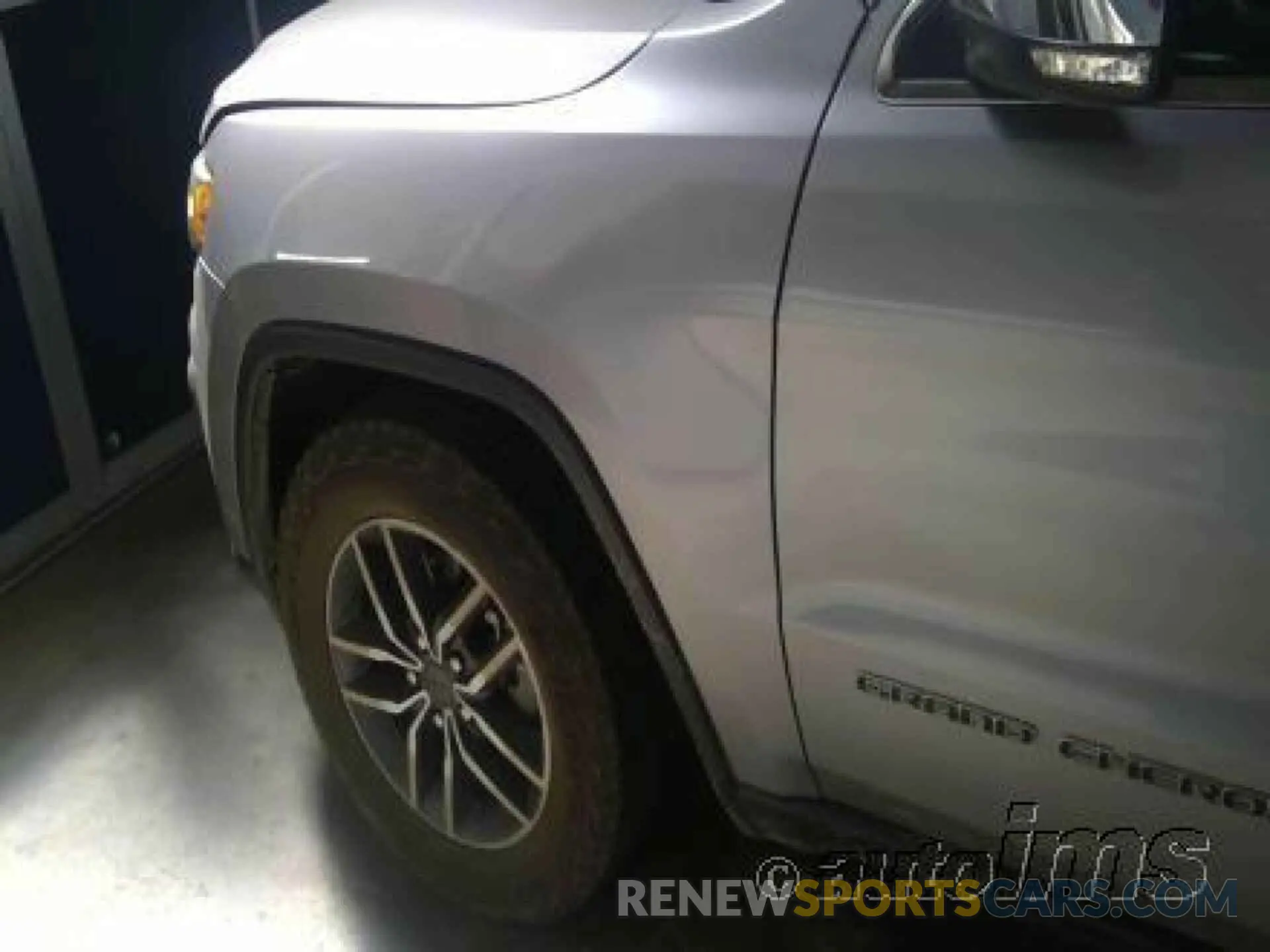 4 Photograph of a damaged car 1C4RJFBG7LC366929 JEEP GRAND CHEROKEE 2020
