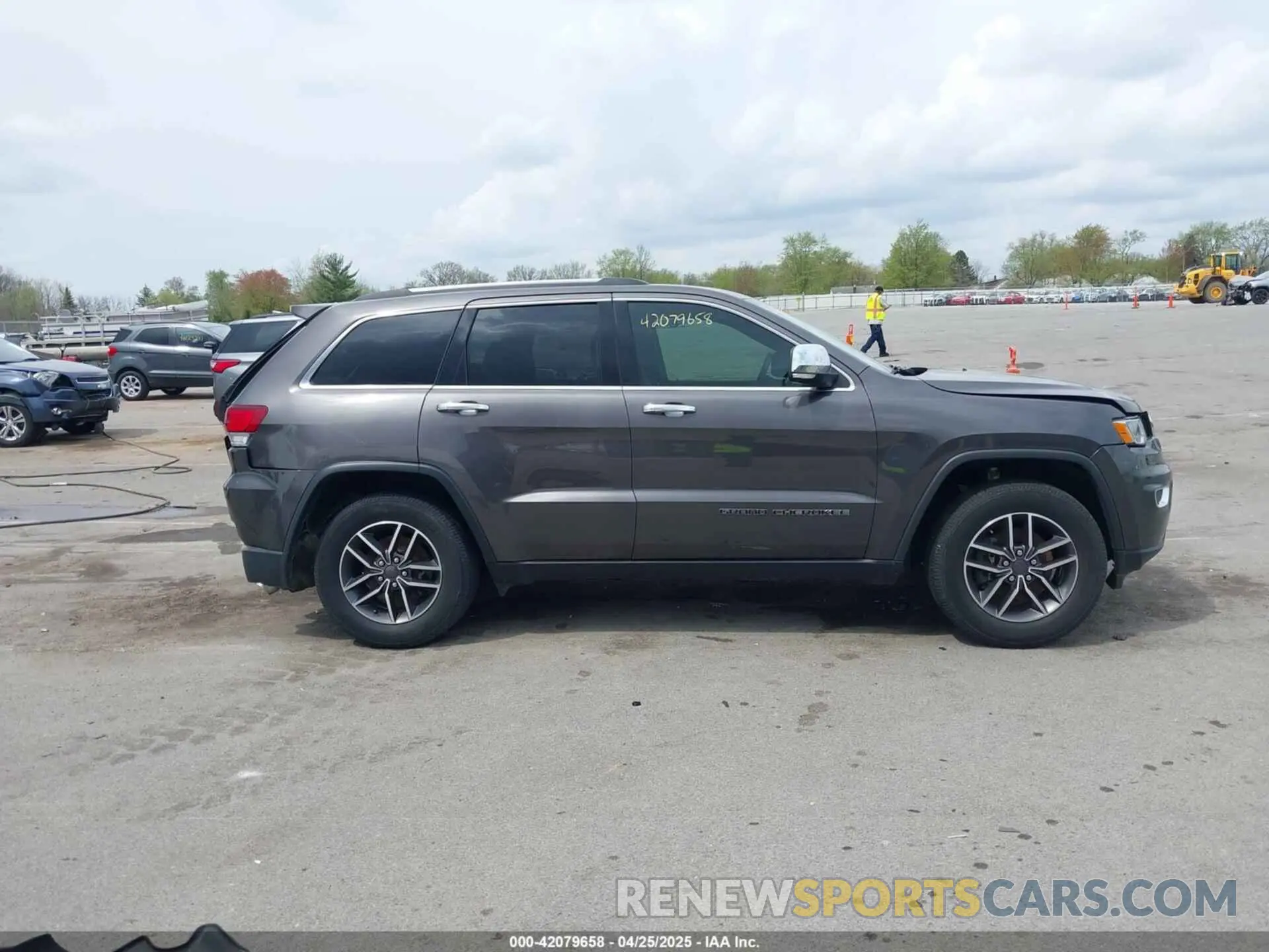 13 Фотография поврежденного автомобиля 1C4RJFBG7LC378854 JEEP GRAND CHEROKEE 2020