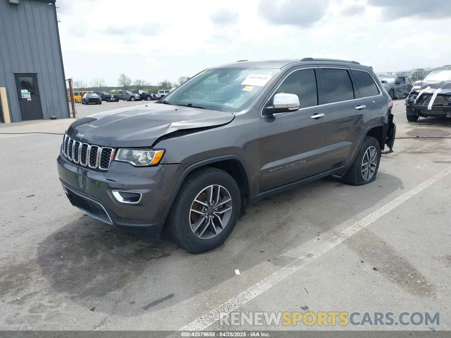 2 Фотография поврежденного автомобиля 1C4RJFBG7LC378854 JEEP GRAND CHEROKEE 2020