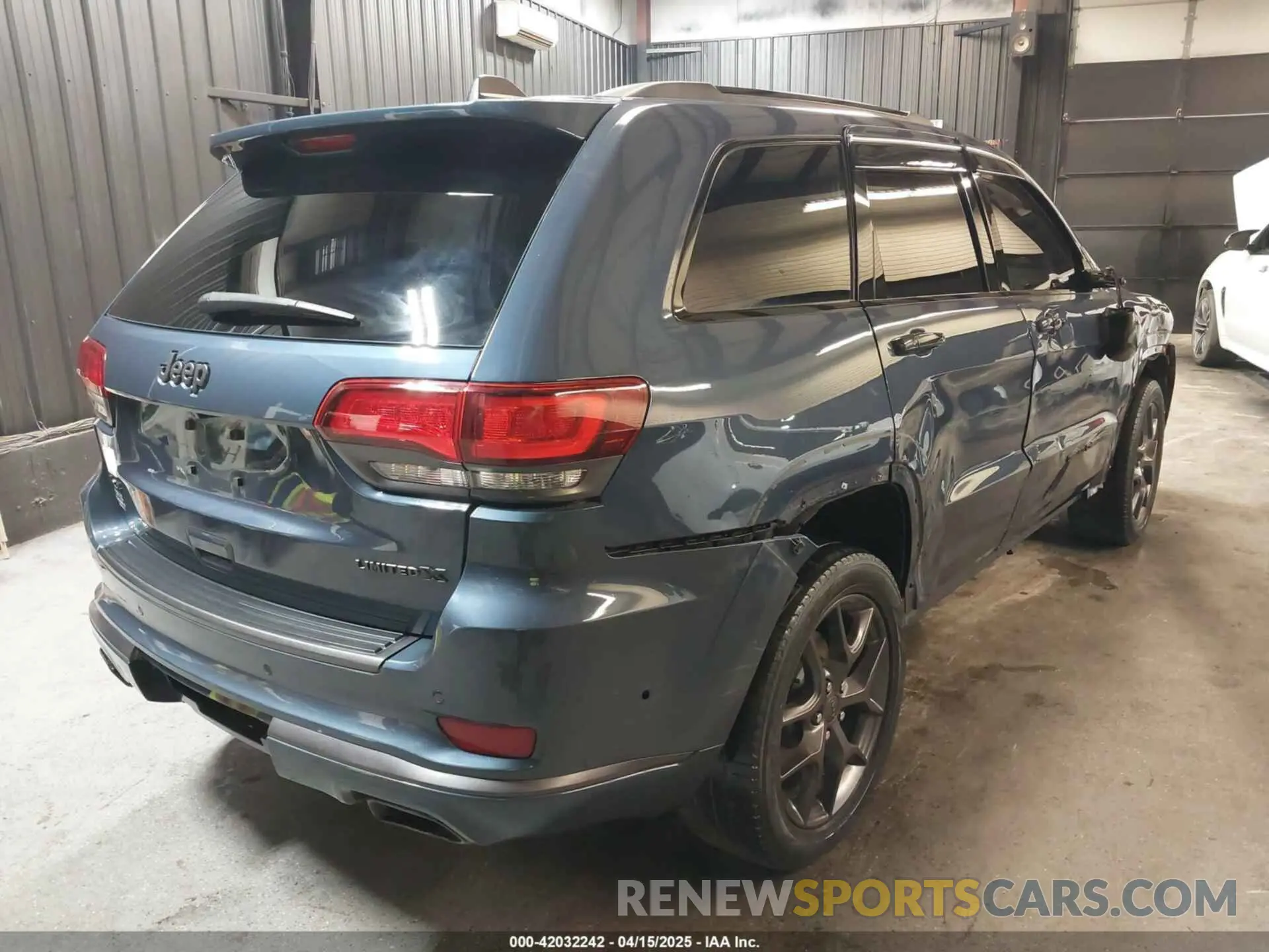 4 Фотография поврежденного автомобиля 1C4RJFBG8LC302740 JEEP GRAND CHEROKEE 2020