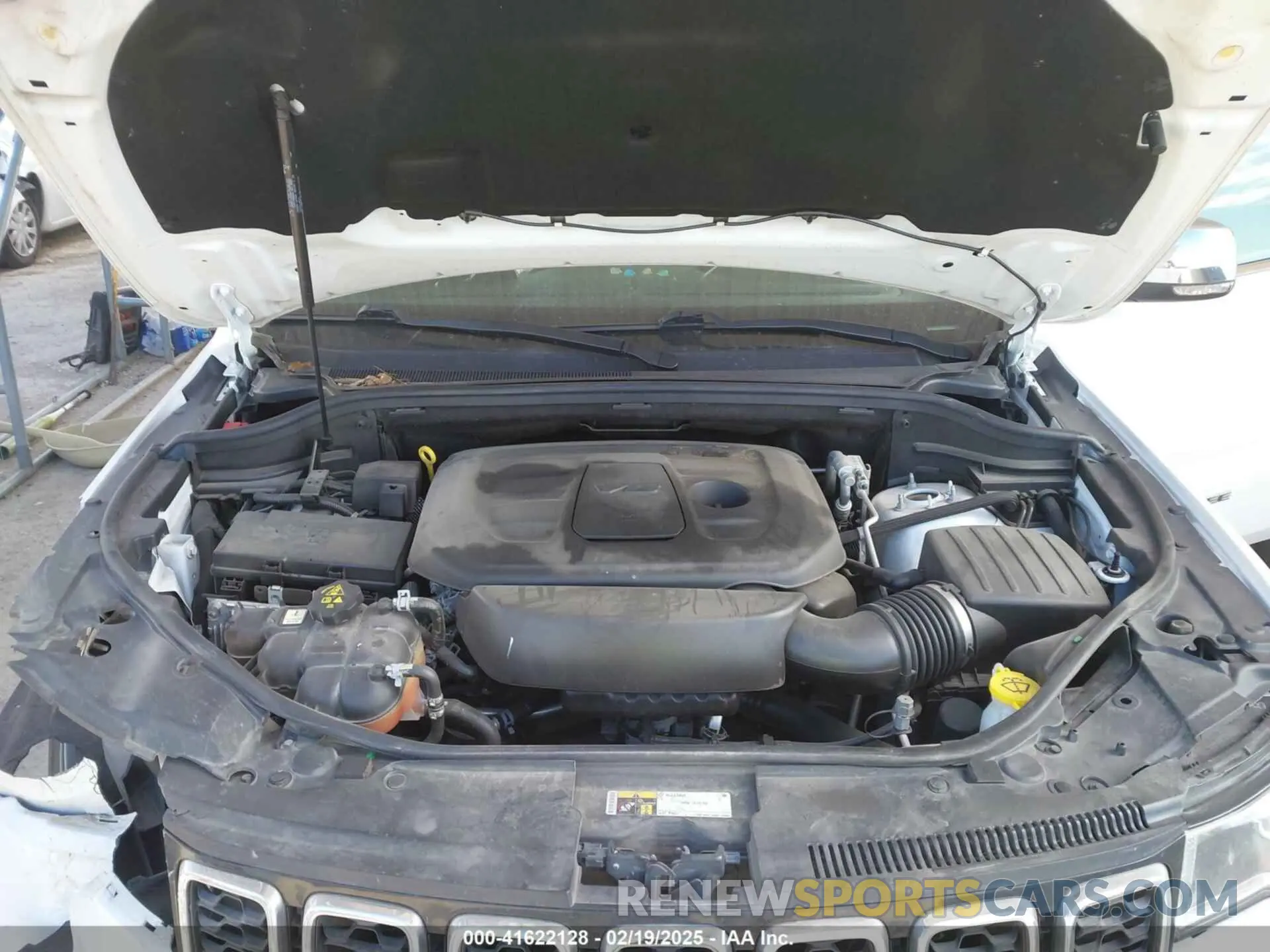 10 Photograph of a damaged car 1C4RJFBG9LC334080 JEEP GRAND CHEROKEE 2020