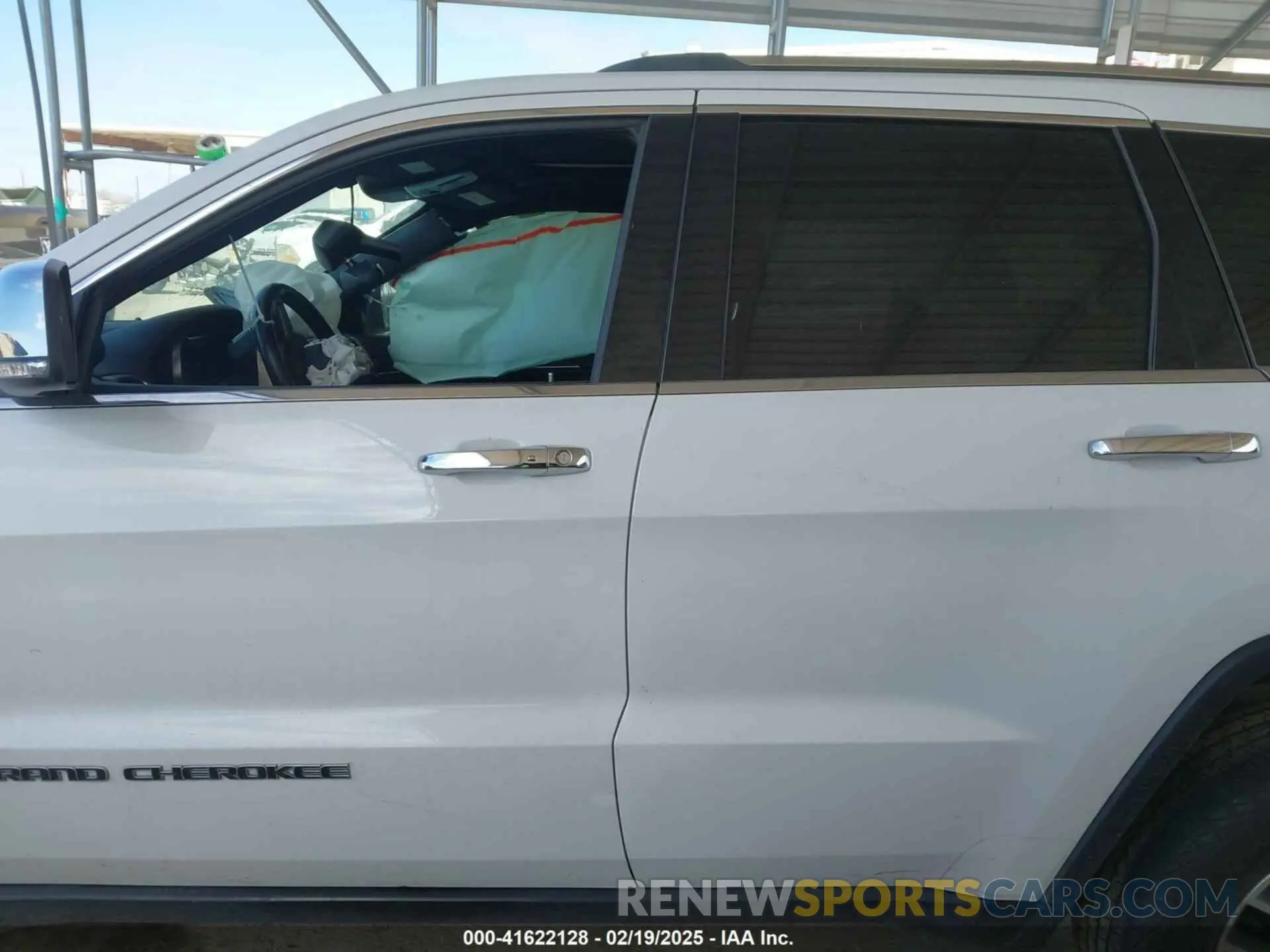 14 Photograph of a damaged car 1C4RJFBG9LC334080 JEEP GRAND CHEROKEE 2020
