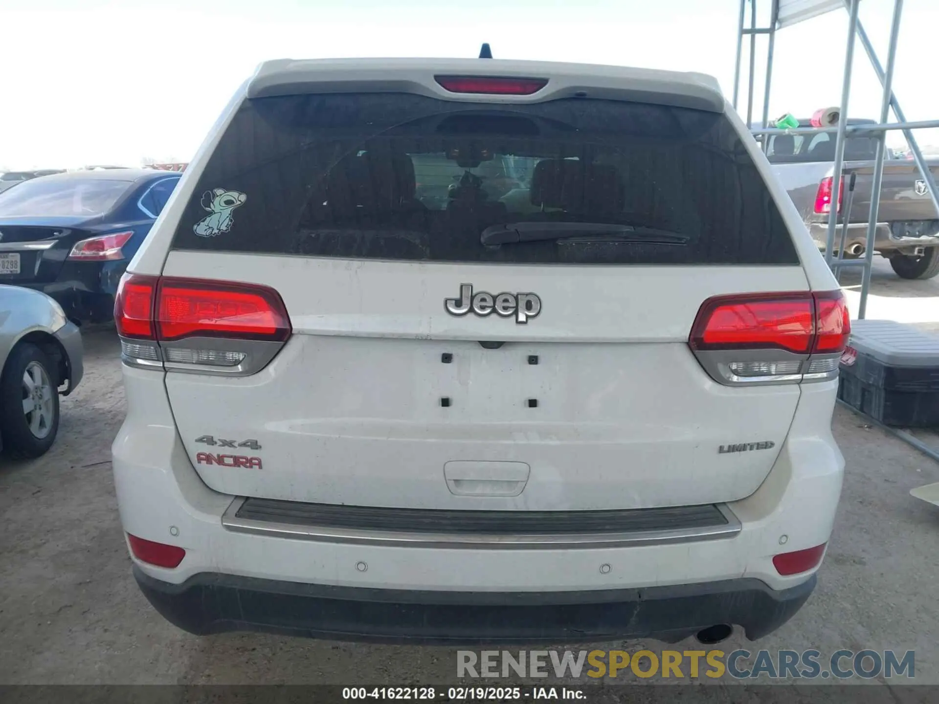 16 Photograph of a damaged car 1C4RJFBG9LC334080 JEEP GRAND CHEROKEE 2020