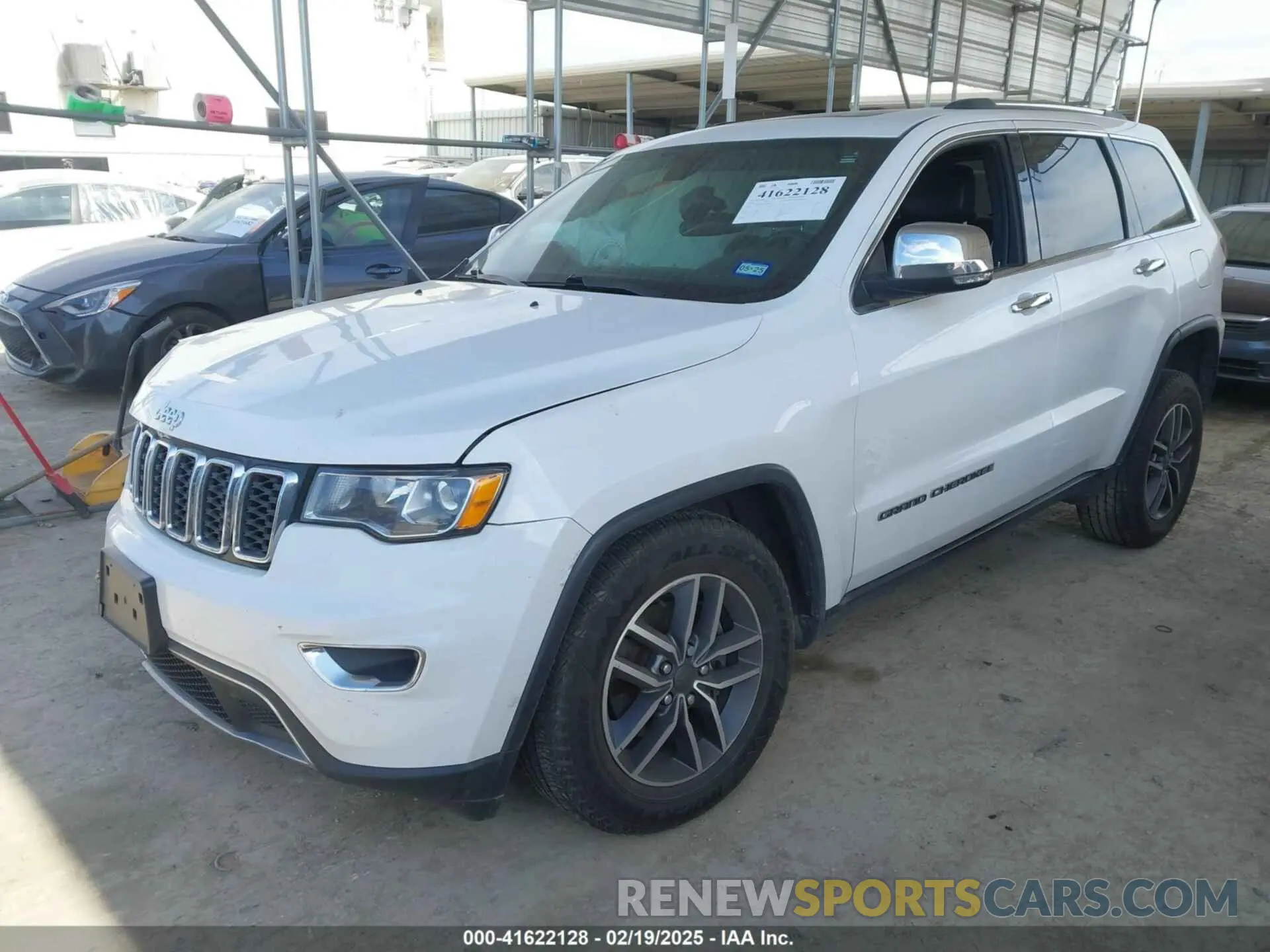 2 Photograph of a damaged car 1C4RJFBG9LC334080 JEEP GRAND CHEROKEE 2020