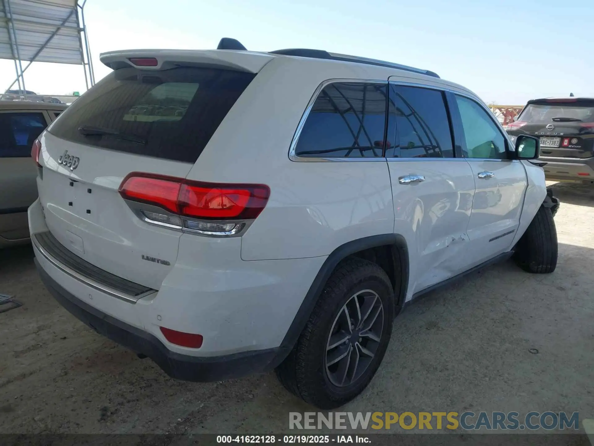 4 Photograph of a damaged car 1C4RJFBG9LC334080 JEEP GRAND CHEROKEE 2020