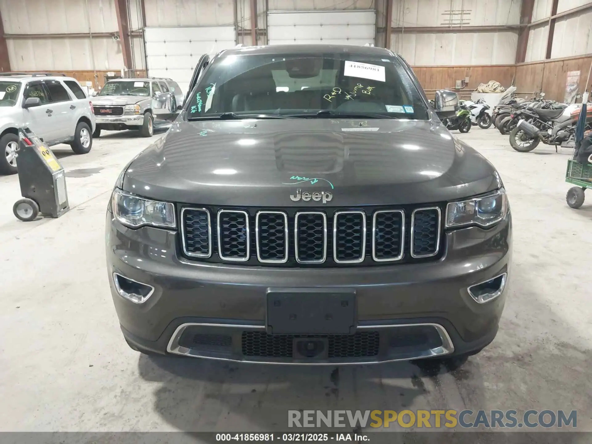 13 Photograph of a damaged car 1C4RJFBG9LC396594 JEEP GRAND CHEROKEE 2020
