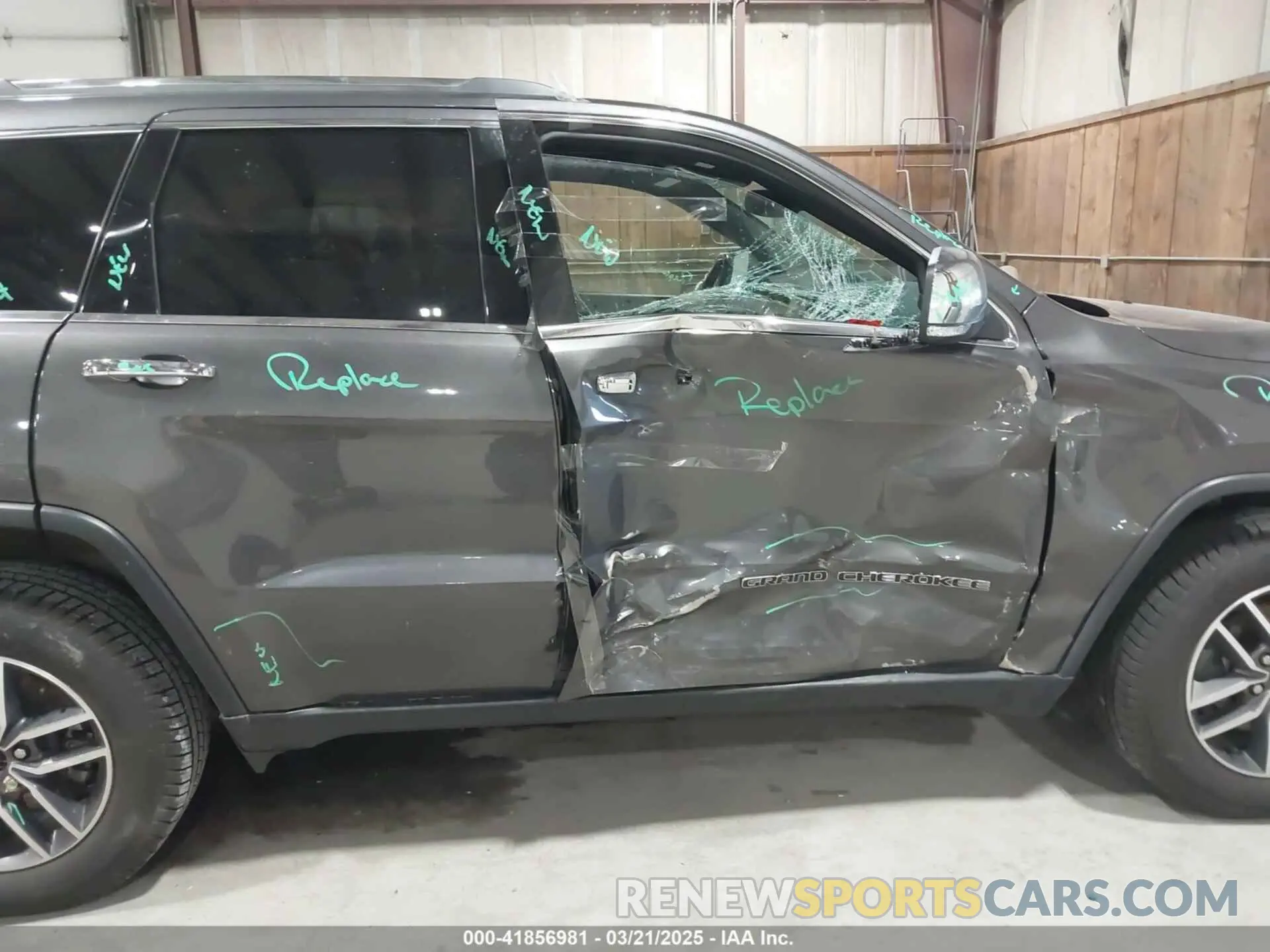 6 Photograph of a damaged car 1C4RJFBG9LC396594 JEEP GRAND CHEROKEE 2020