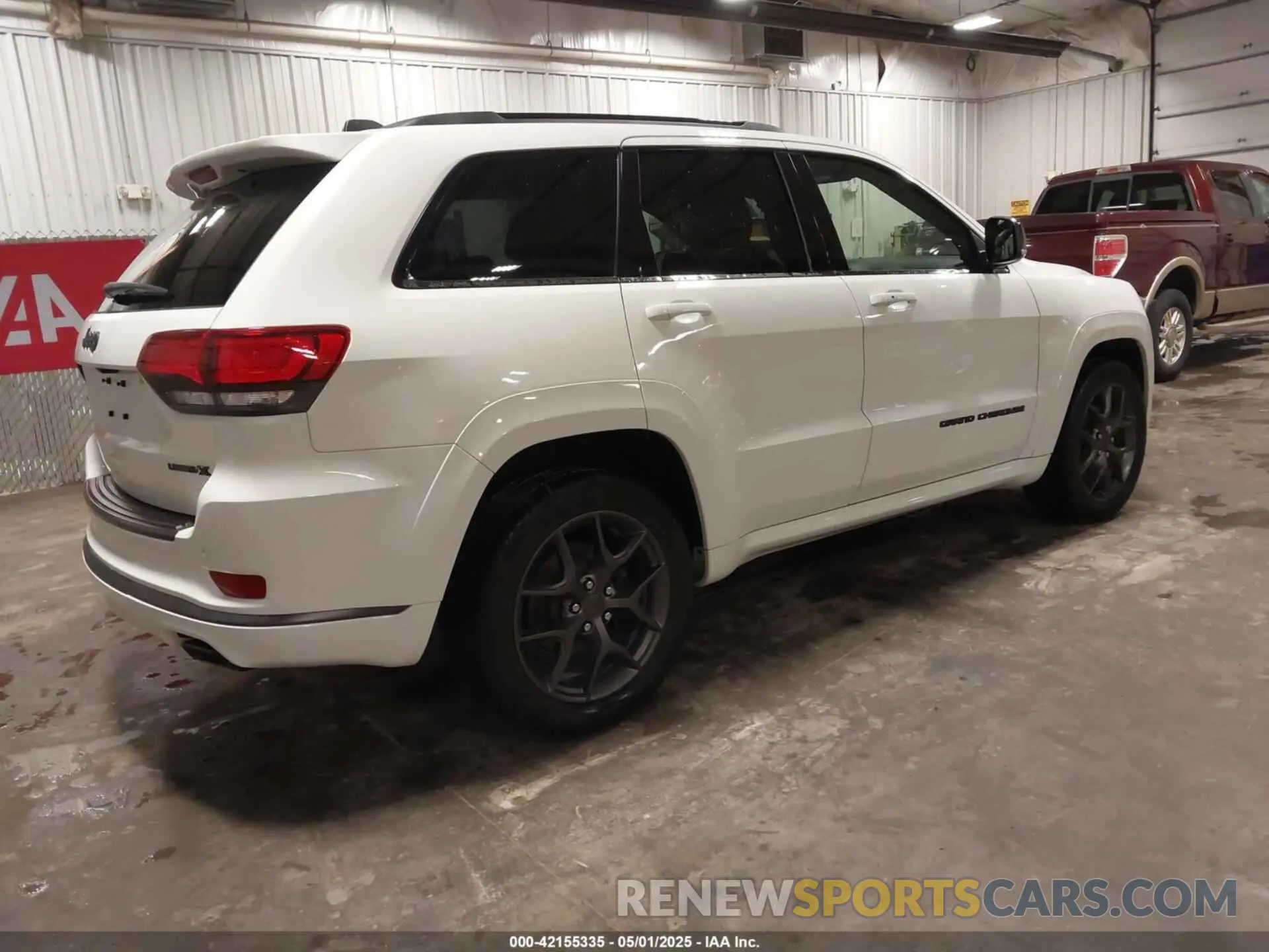 4 Photograph of a damaged car 1C4RJFBGXLC167132 JEEP GRAND CHEROKEE 2020