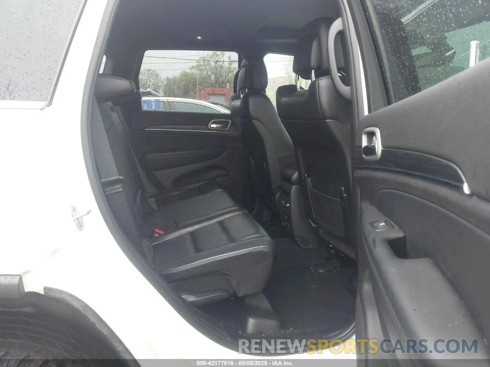 8 Фотография поврежденного автомобиля 1C4RJFBGXLC344522 JEEP GRAND CHEROKEE 2020