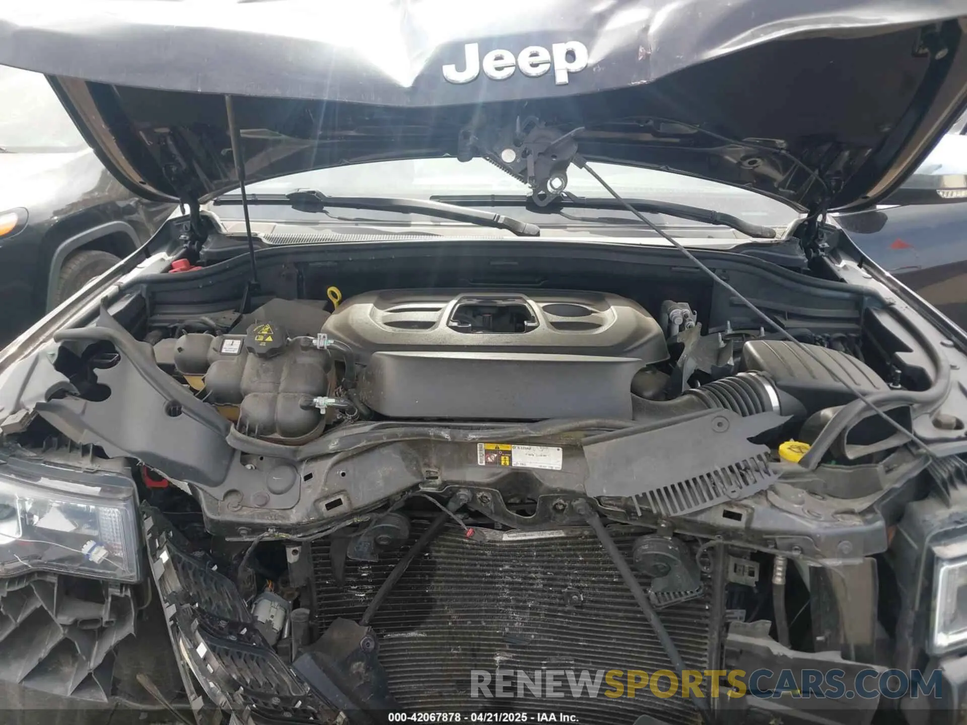 10 Фотография поврежденного автомобиля 1C4RJFBGXLC426234 JEEP GRAND CHEROKEE 2020