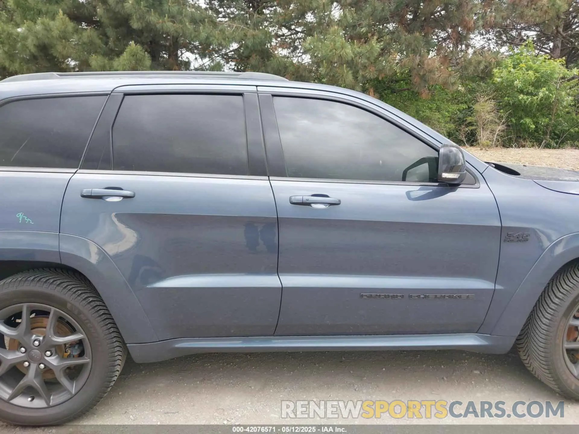 14 Фотография поврежденного автомобиля 1C4RJFBT4LC106890 JEEP GRAND CHEROKEE 2020