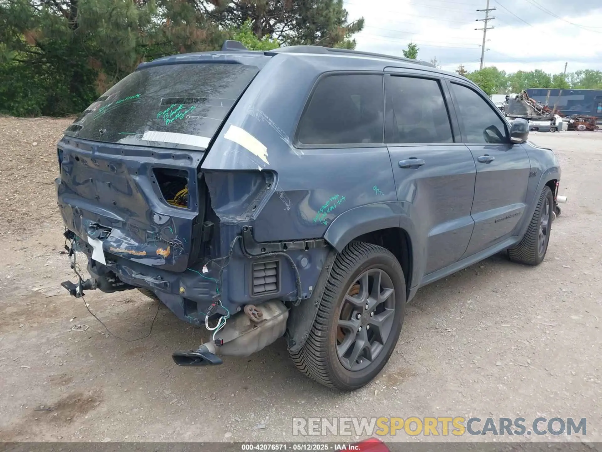 4 Фотография поврежденного автомобиля 1C4RJFBT4LC106890 JEEP GRAND CHEROKEE 2020