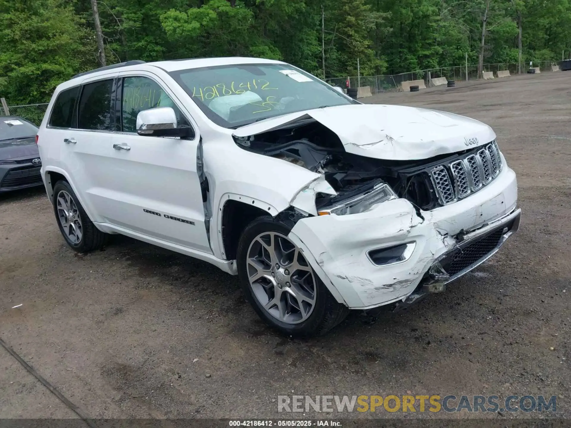 1 Photograph of a damaged car 1C4RJFCG9LC197401 JEEP GRAND CHEROKEE 2020