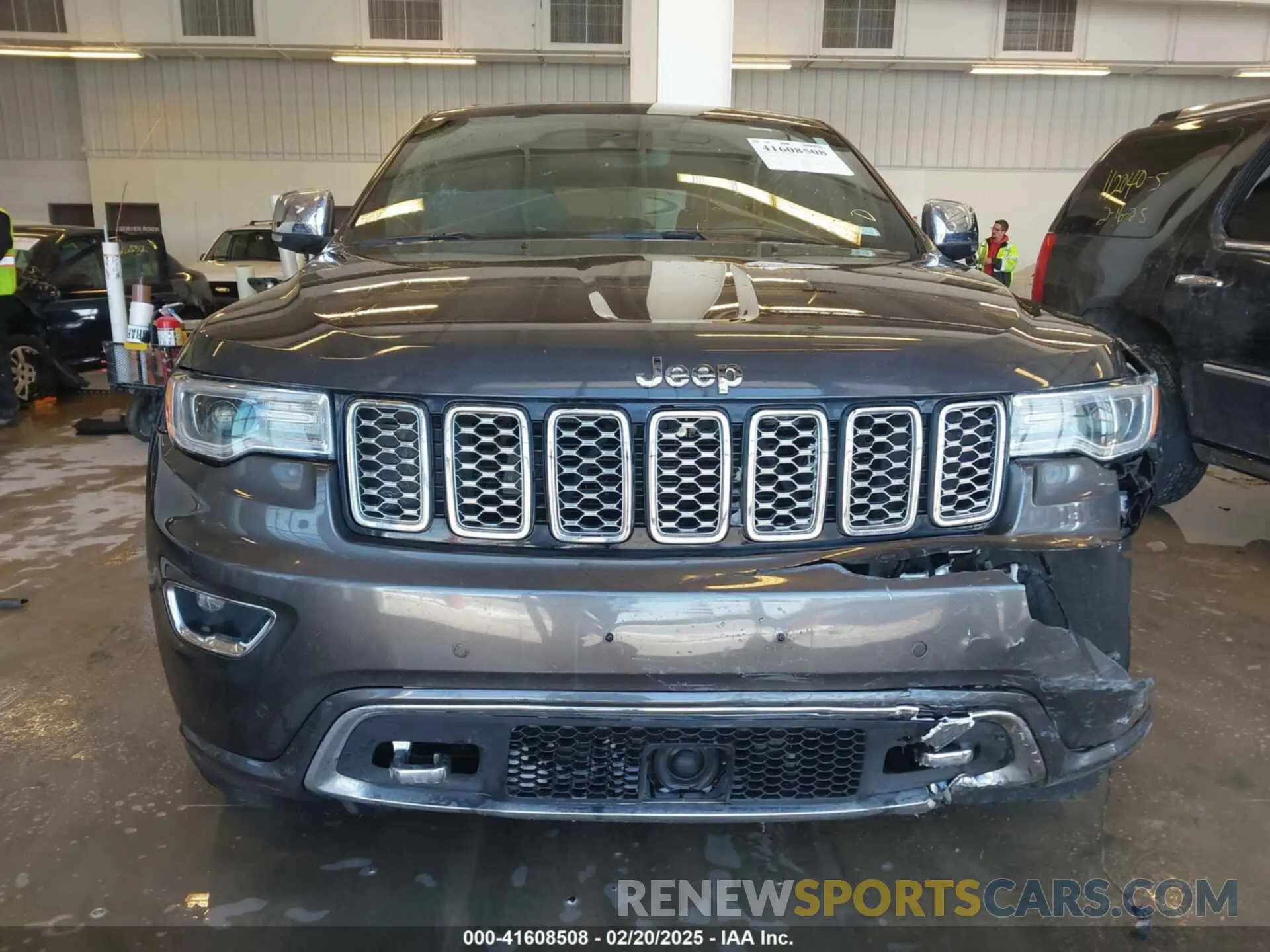 13 Фотография поврежденного автомобиля 1C4RJFCGXLC419668 JEEP GRAND CHEROKEE 2020
