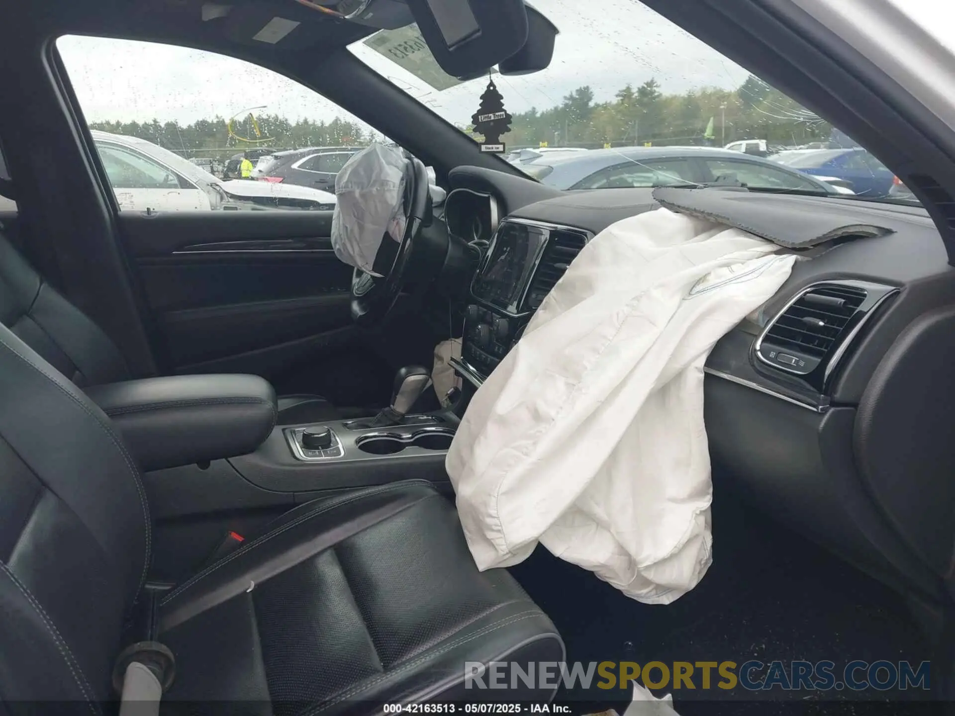 5 Photograph of a damaged car 1C4RJFCT2LC135805 JEEP GRAND CHEROKEE 2020