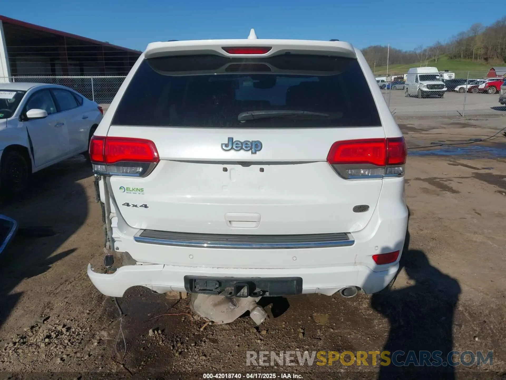 16 Photograph of a damaged car 1C4RJFCT2LC213189 JEEP GRAND CHEROKEE 2020