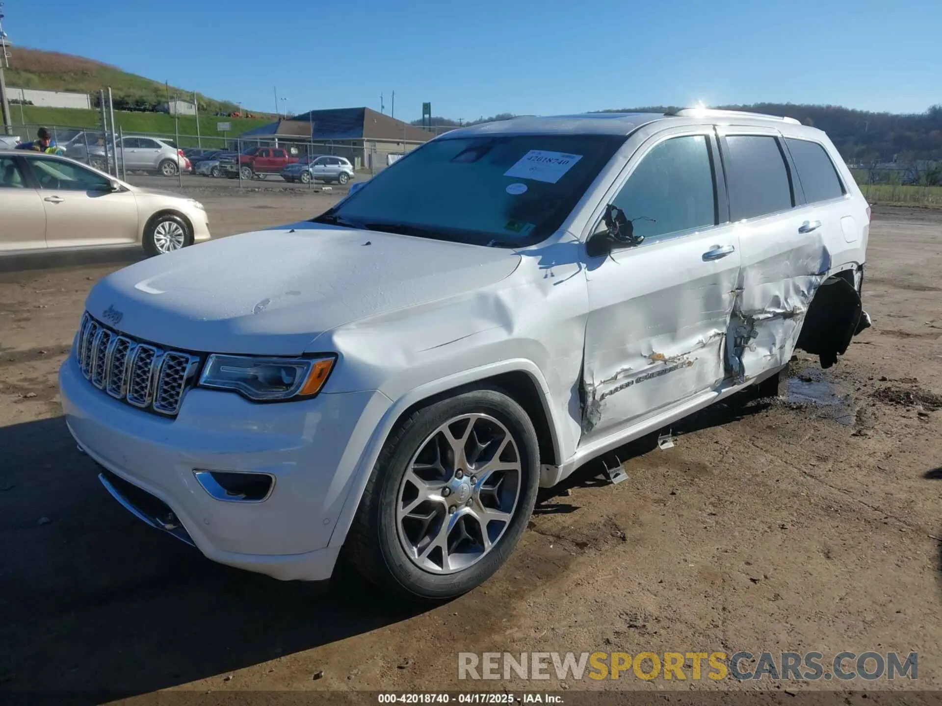 2 Photograph of a damaged car 1C4RJFCT2LC213189 JEEP GRAND CHEROKEE 2020