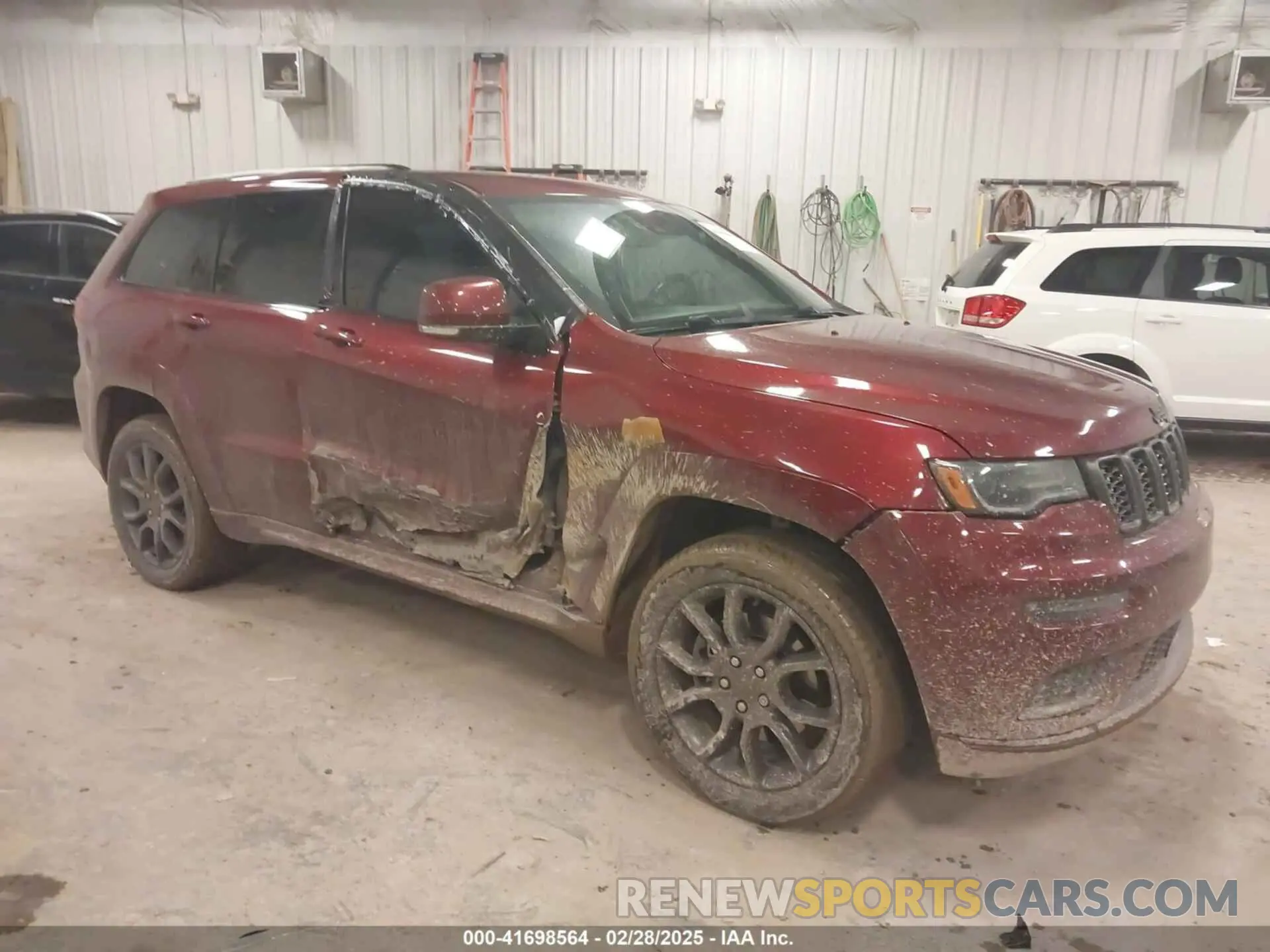 1 Photograph of a damaged car 1C4RJFCT3LC355213 JEEP GRAND CHEROKEE 2020