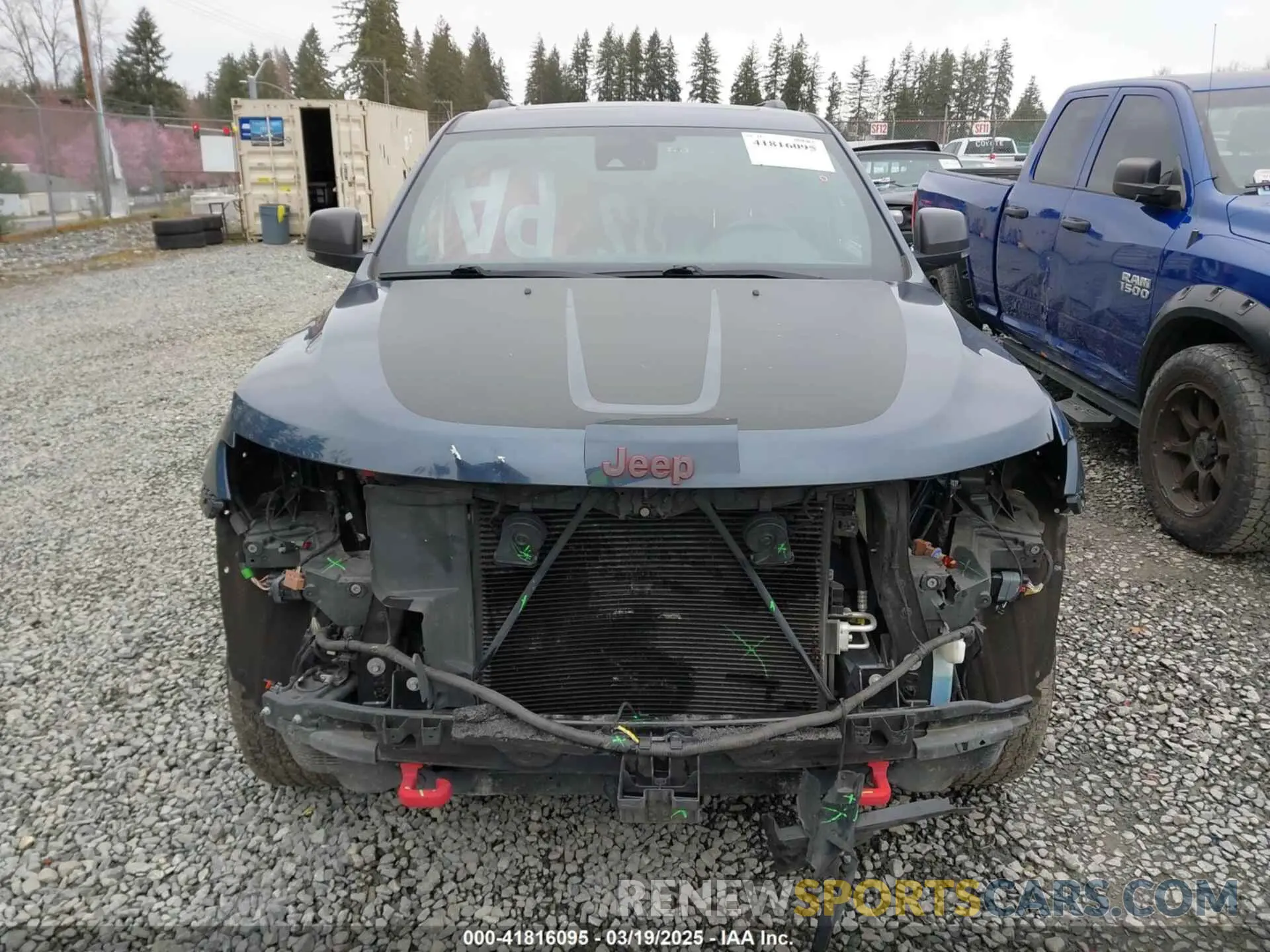 13 Photograph of a damaged car 1C4RJFLG0LC360145 JEEP GRAND CHEROKEE 2020