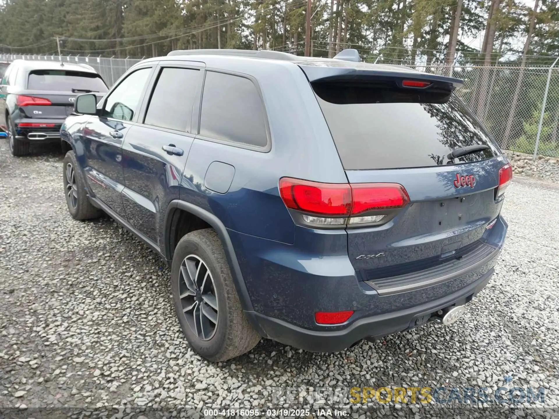3 Photograph of a damaged car 1C4RJFLG0LC360145 JEEP GRAND CHEROKEE 2020