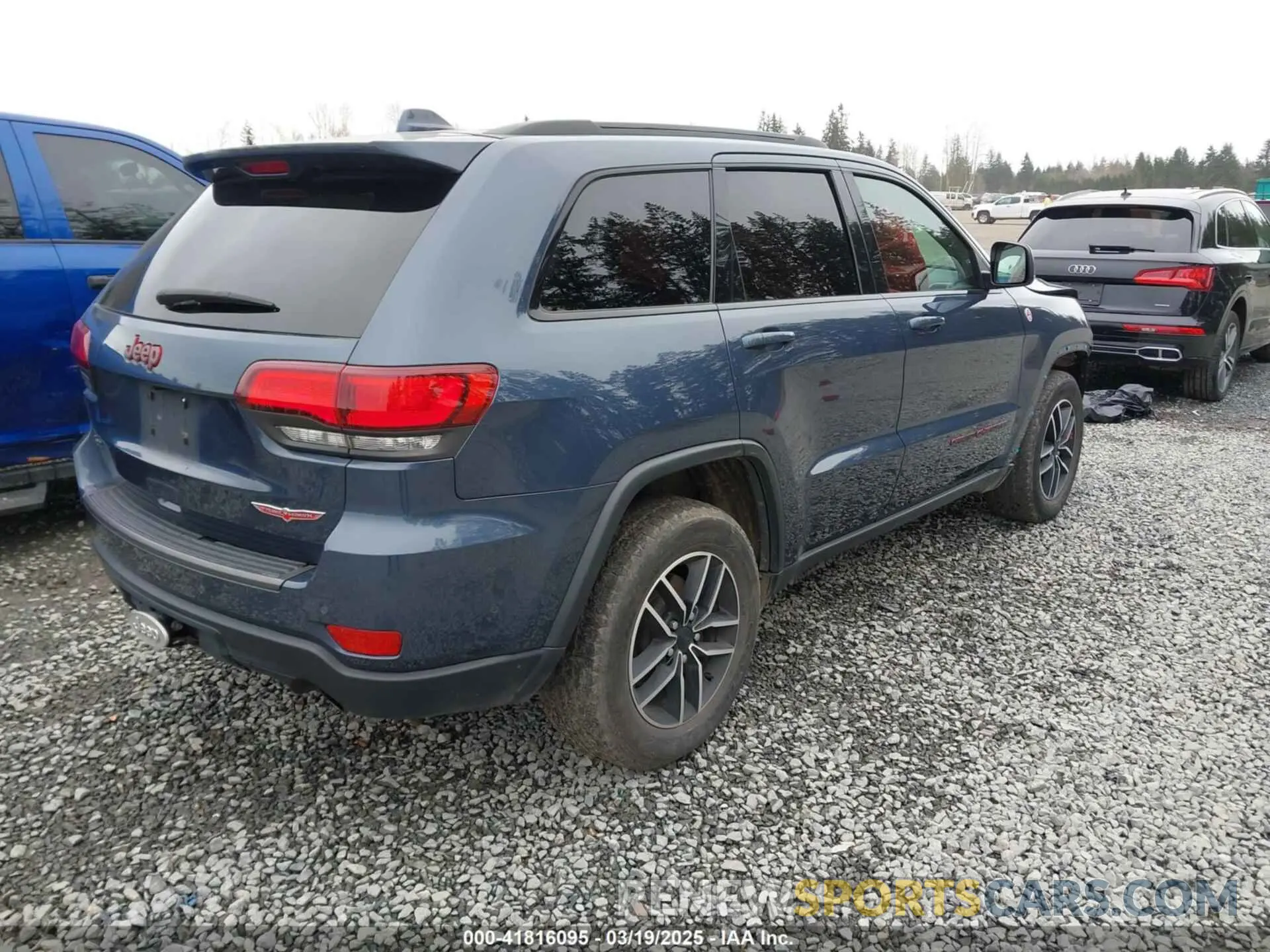 4 Photograph of a damaged car 1C4RJFLG0LC360145 JEEP GRAND CHEROKEE 2020