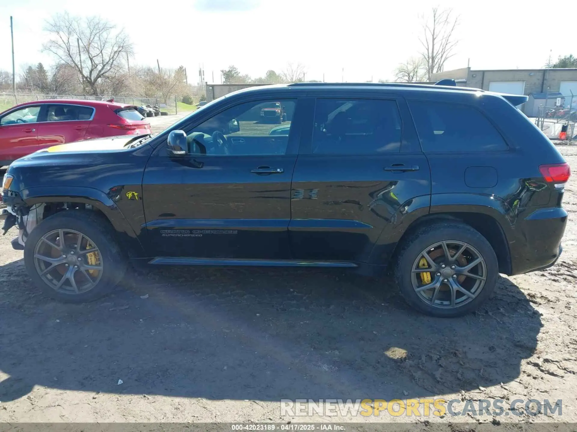 14 Photograph of a damaged car 1C4RJFN90LC270573 JEEP GRAND CHEROKEE 2020