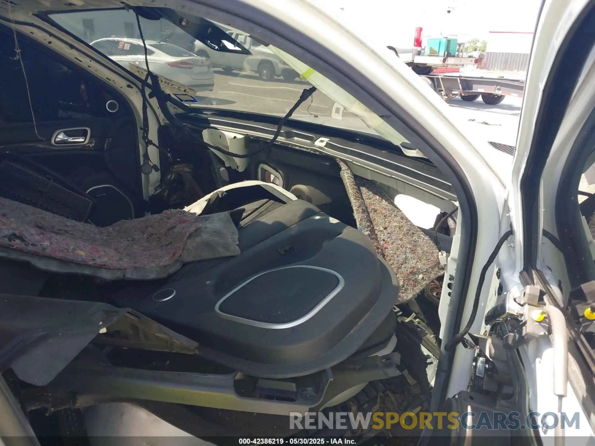 5 Photograph of a damaged car 1C4RJFN96LC141513 JEEP GRAND CHEROKEE 2020