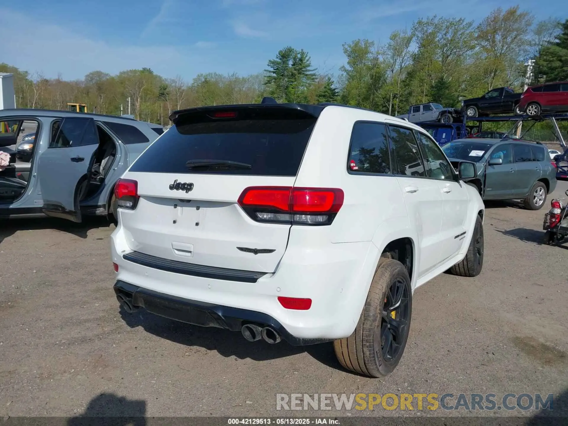 4 Photograph of a damaged car 1C4RJFN9XLC211353 JEEP GRAND CHEROKEE 2020