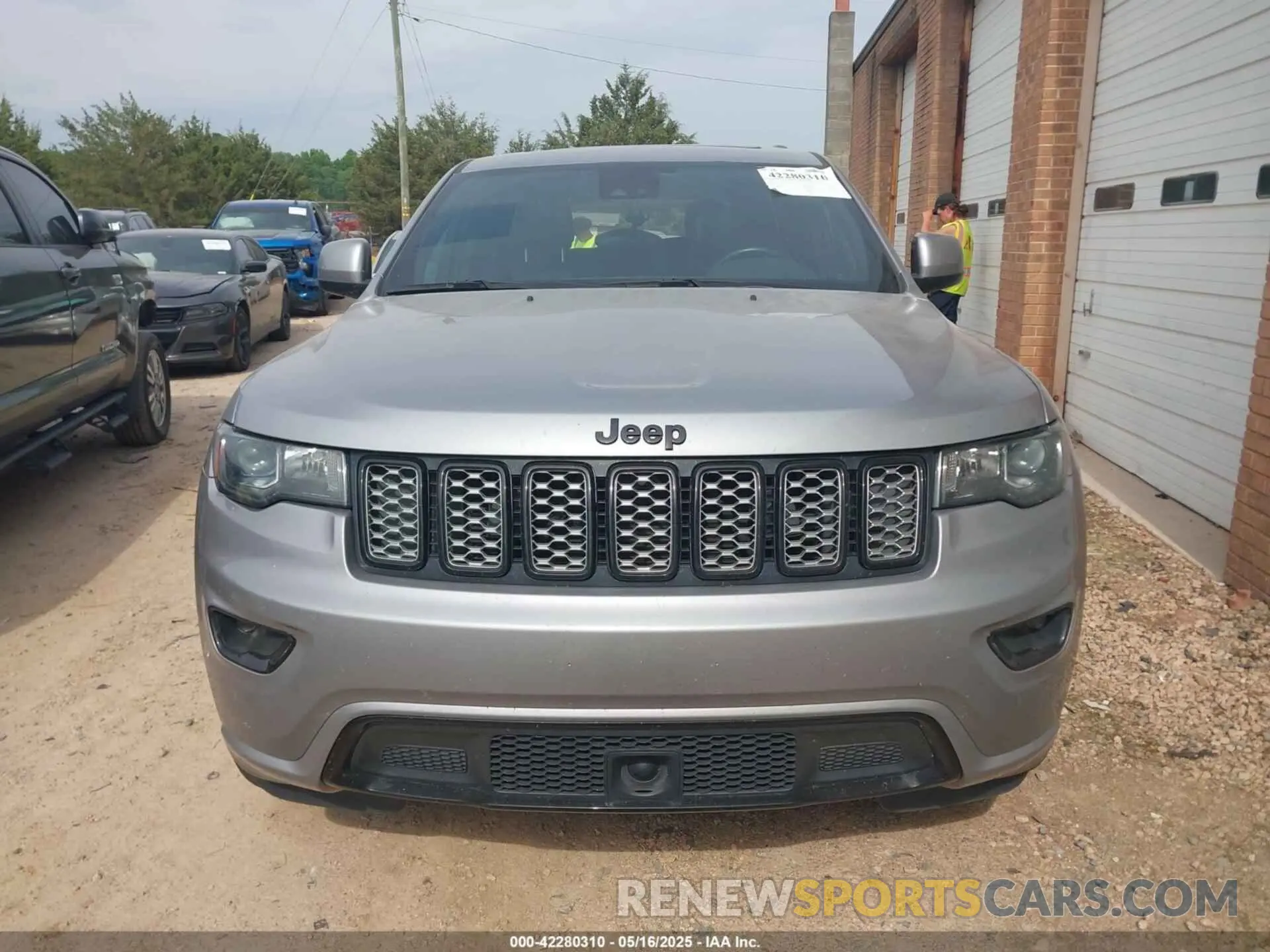 12 Photograph of a damaged car 1C4RJEAG0MC625113 JEEP GRAND CHEROKEE 2021