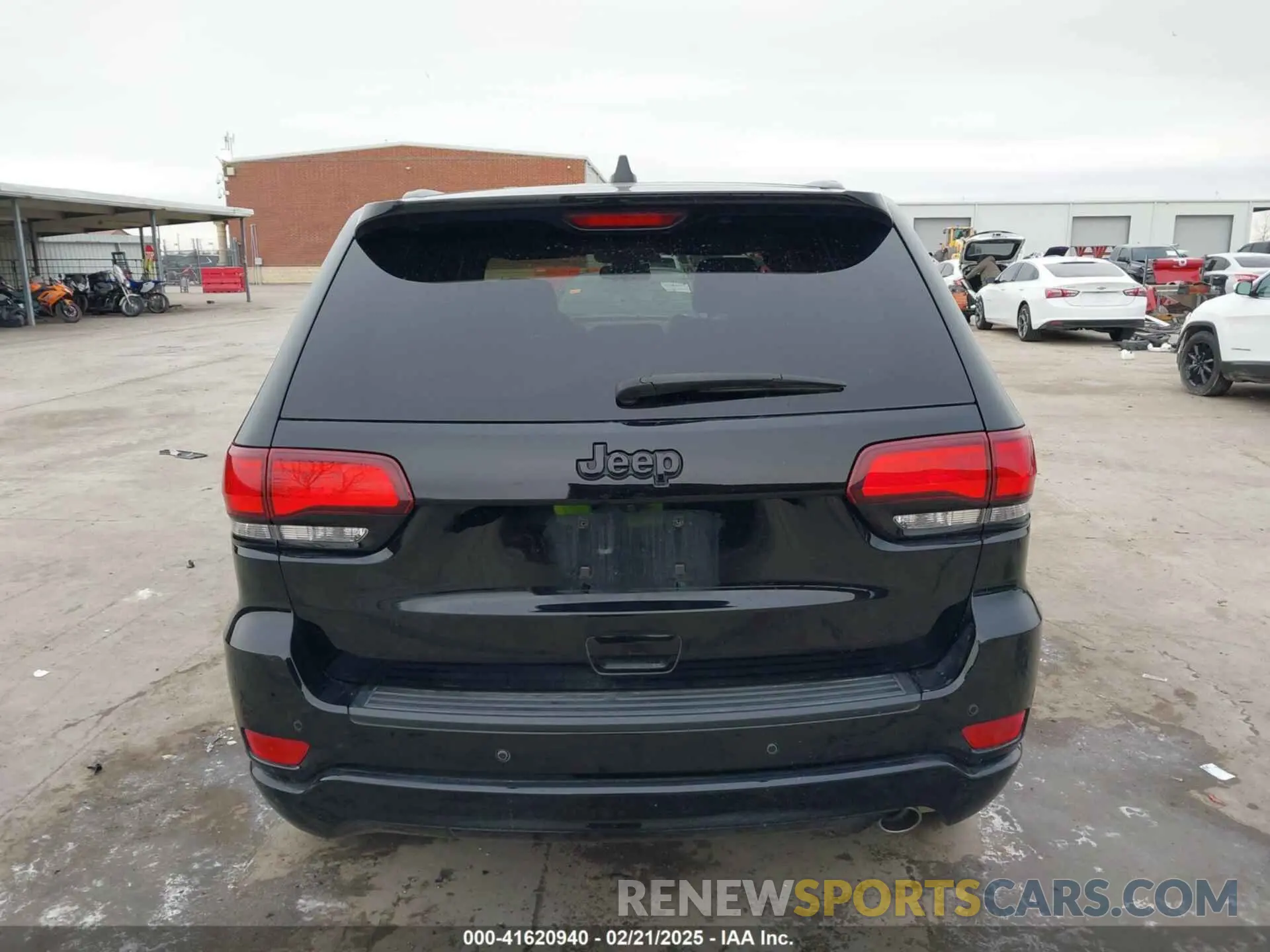 17 Фотография поврежденного автомобиля 1C4RJEAG2MC658324 JEEP GRAND CHEROKEE 2021