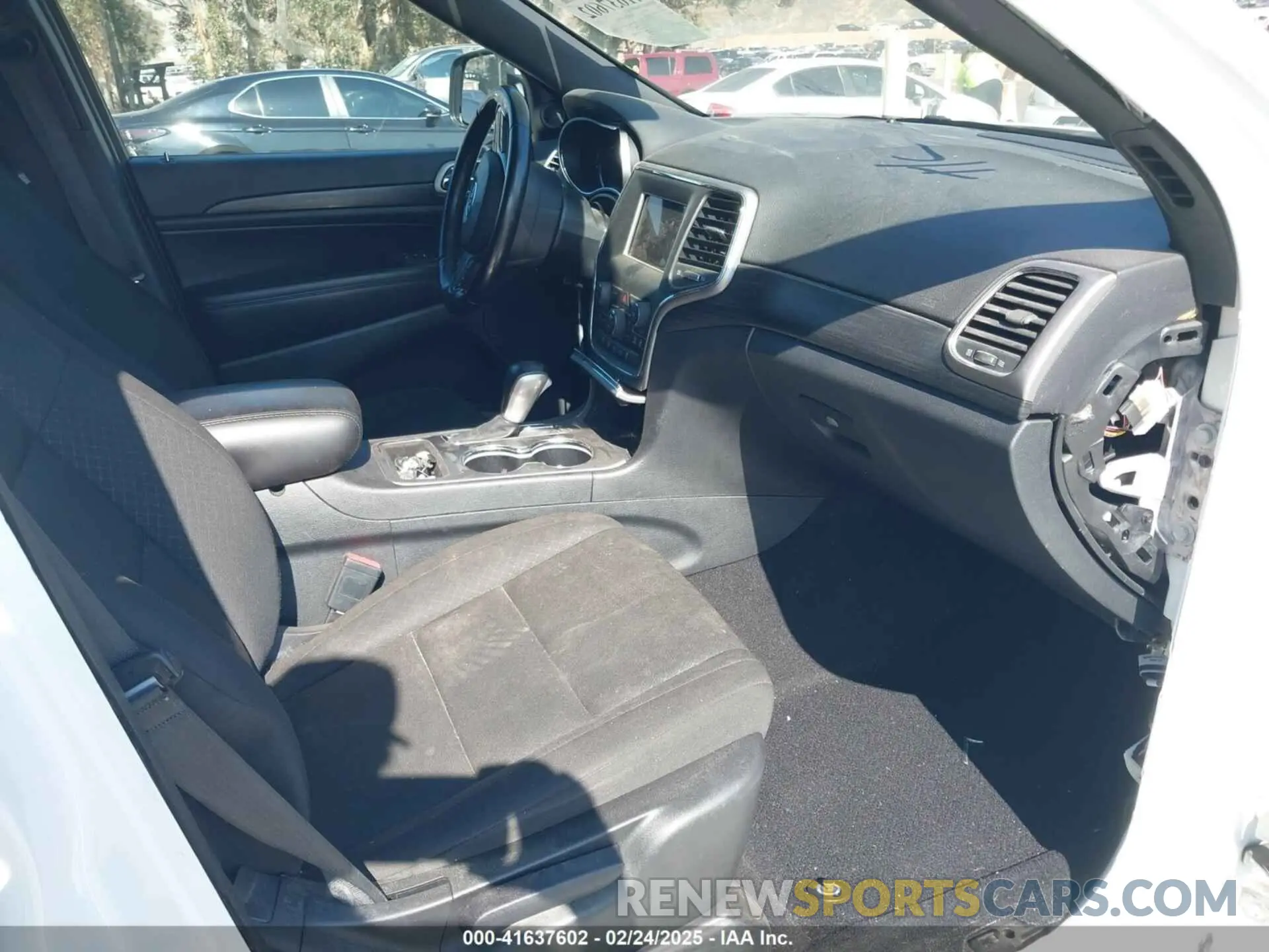 5 Photograph of a damaged car 1C4RJEAG3MC714500 JEEP GRAND CHEROKEE 2021