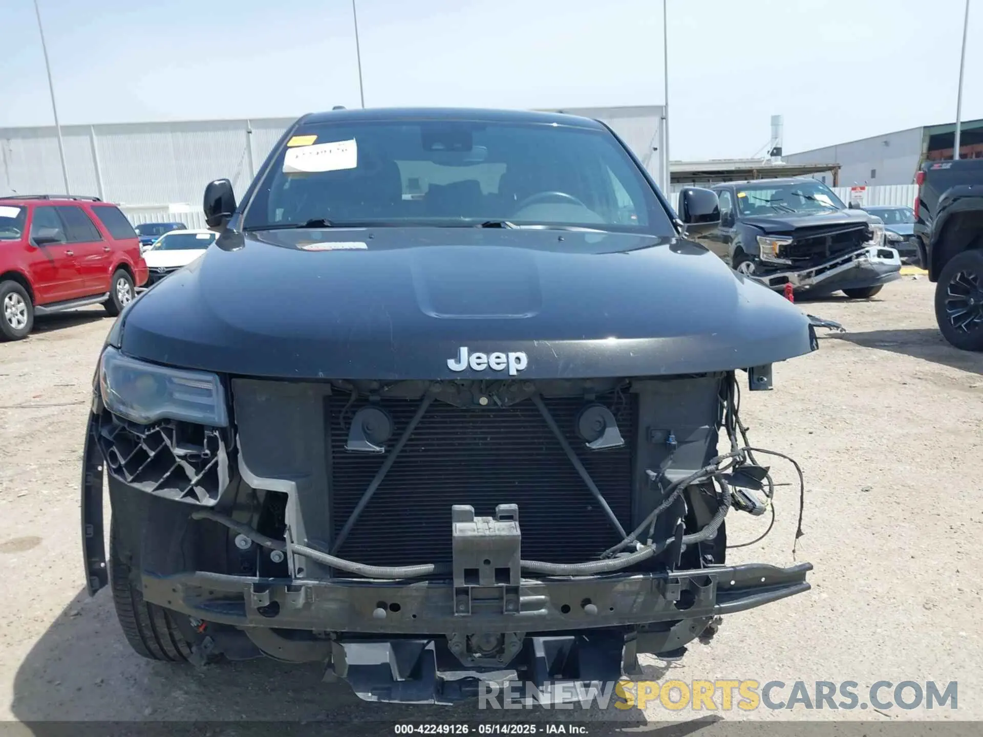 18 Photograph of a damaged car 1C4RJEAG3MC719289 JEEP GRAND CHEROKEE 2021